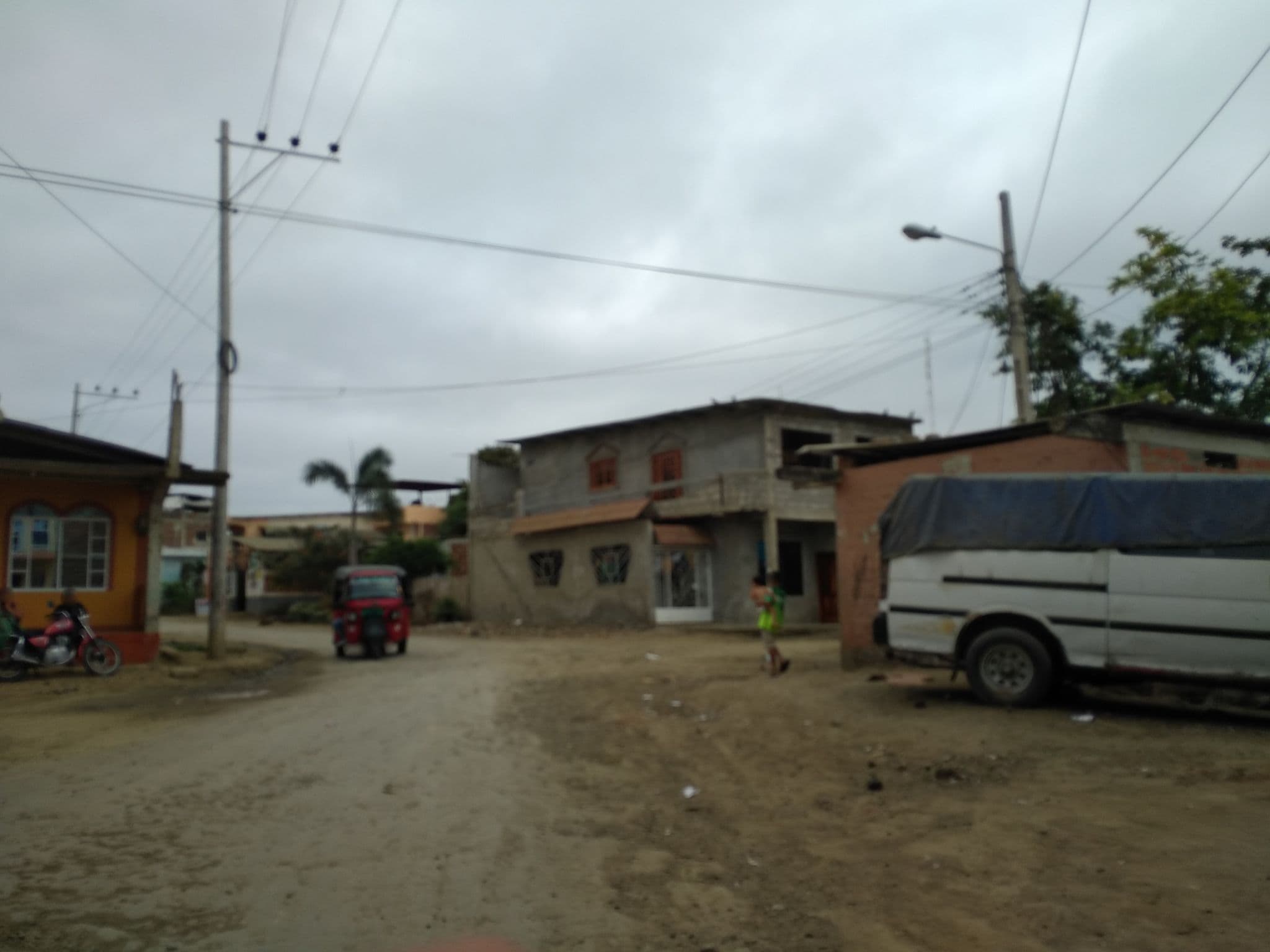Street view near Hostal Aarón El Ballenero, Jipijapa — © nomadmapper (CC BY-SA · Mapillary)