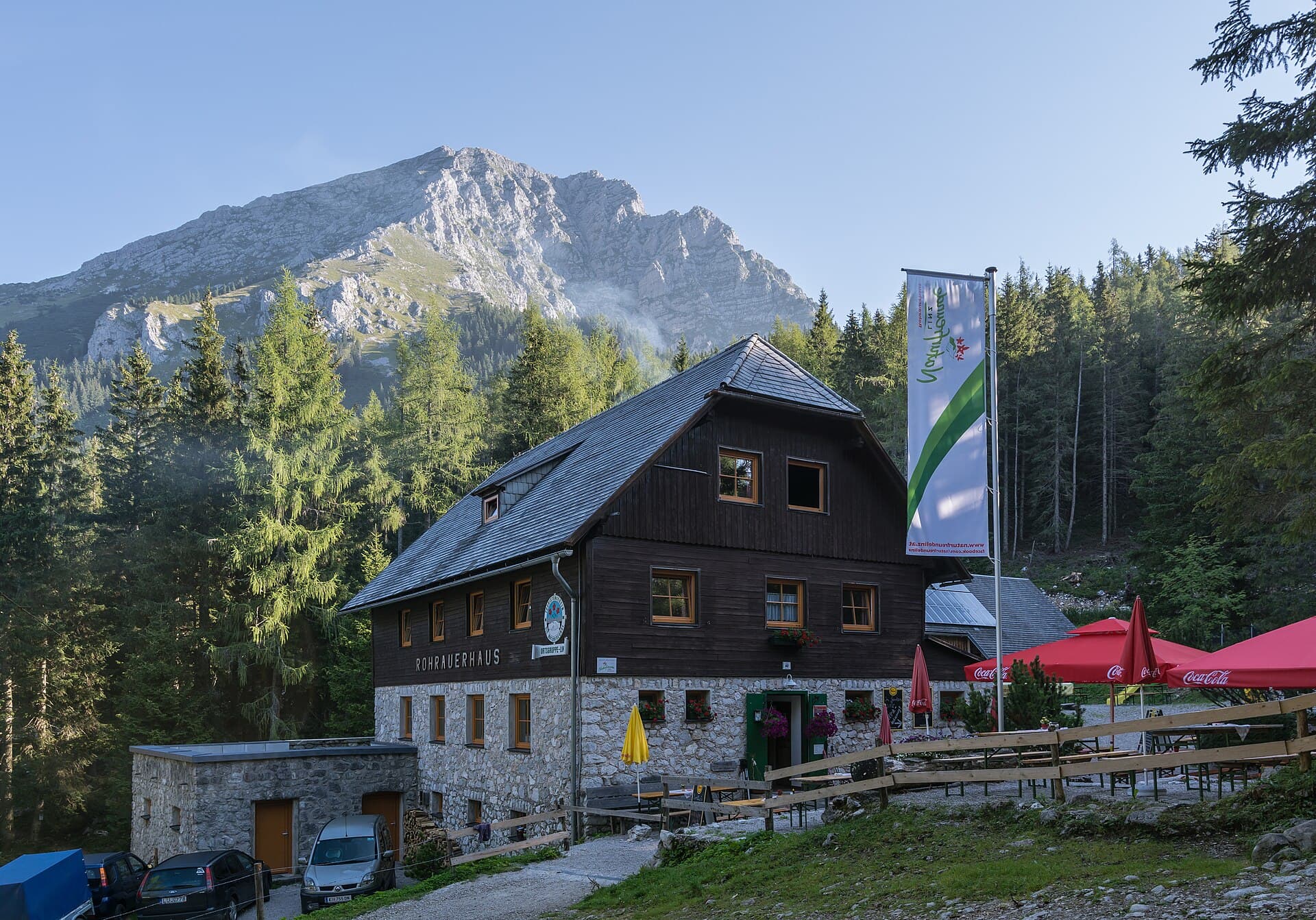 Rohrauerhaus (via Wikimedia Commons, CC BY-SA 4.0)