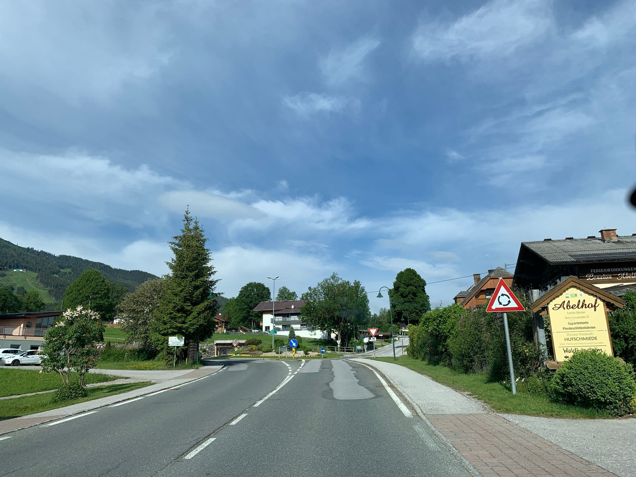 Street view near Lindenheim, Schladming — © schladming1 (CC BY-SA · Mapillary)