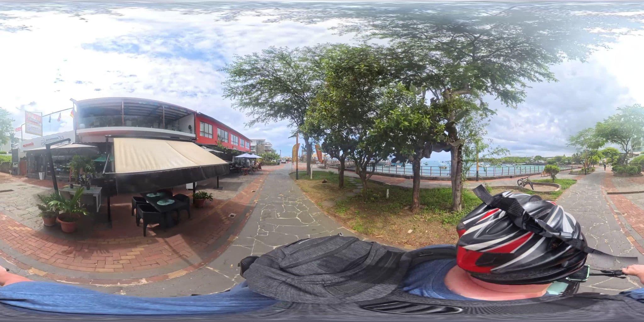 Street view near La Zayapa, Puerto Baquerizo Moreno — © niallain (CC BY-SA · Mapillary)