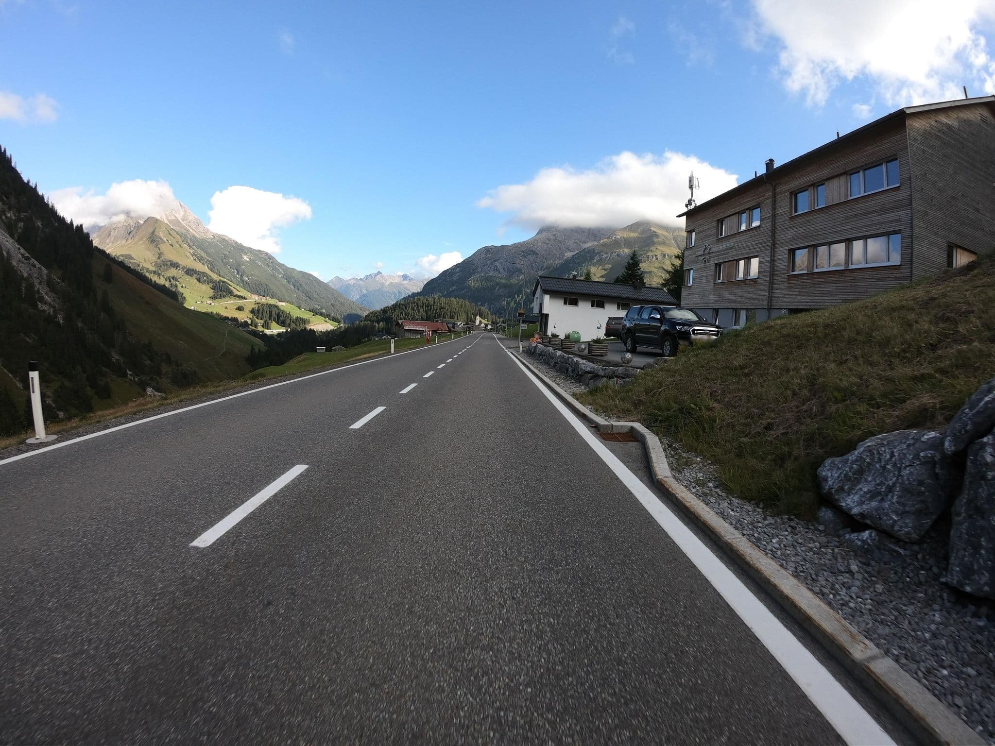 Street view near Bergzeit Arlberg, Lech