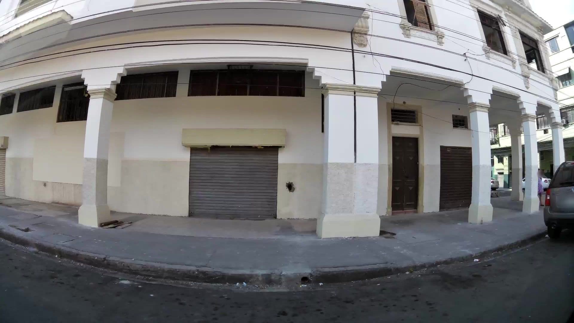 Street view near Greenfield Hotel, Guayaquil