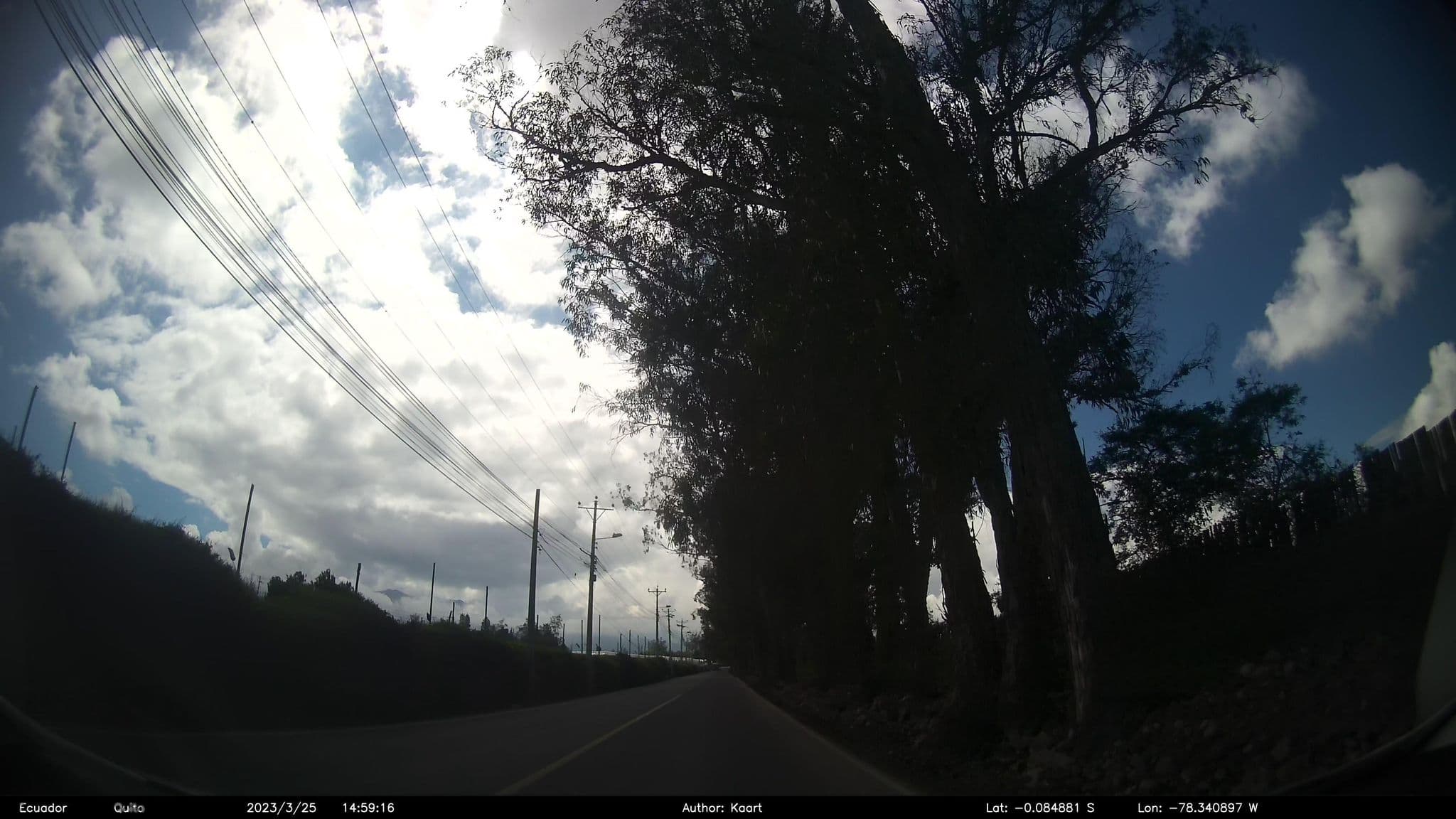 Street view near Sirius Hotel & Spa, Oyambarillo — © kaart_2 (CC BY-SA · Mapillary)