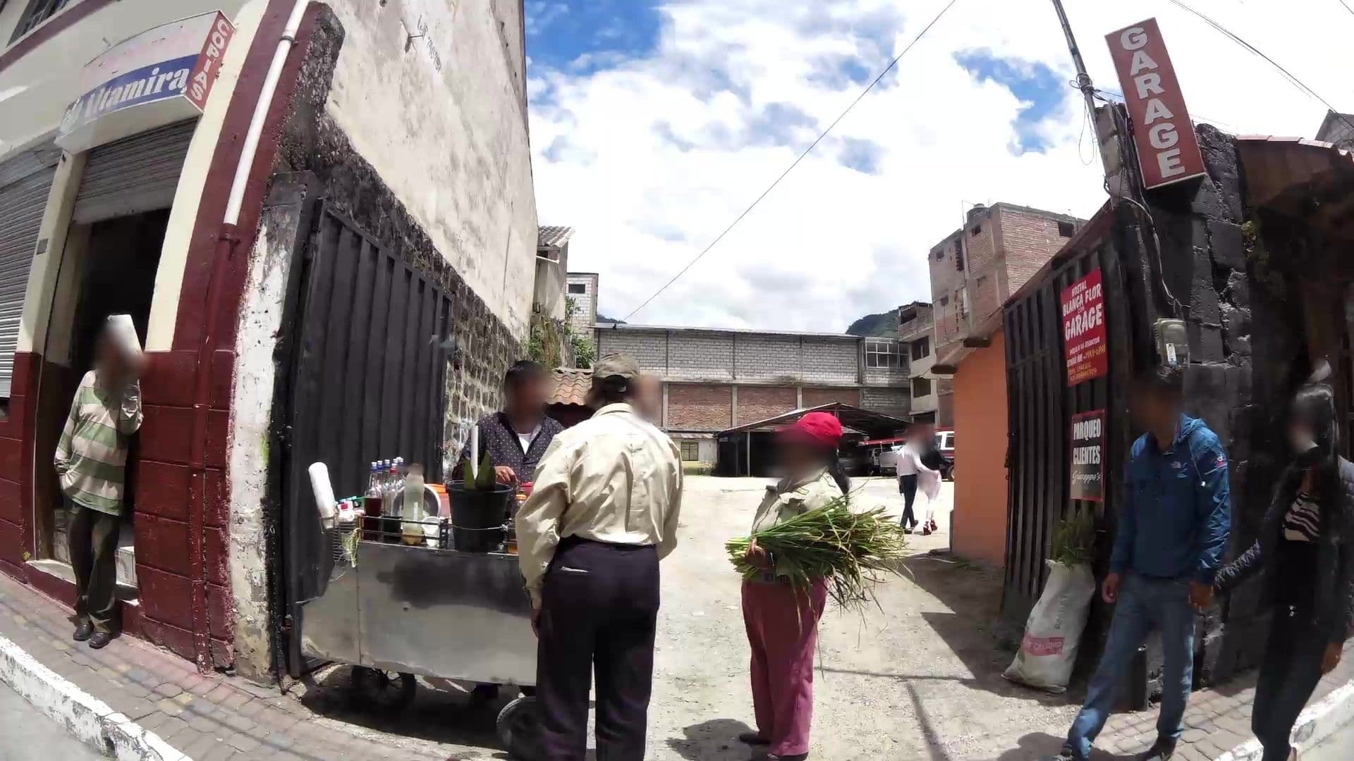 Street view near Flor del Oriente, Baños