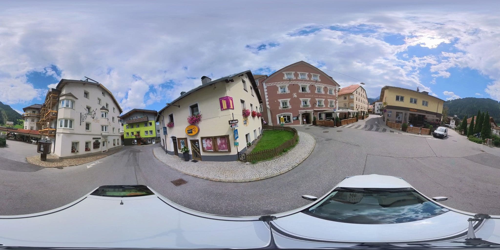 Street view near Hotel Post, Nauders — © osmplus_org (CC BY-SA · Mapillary)