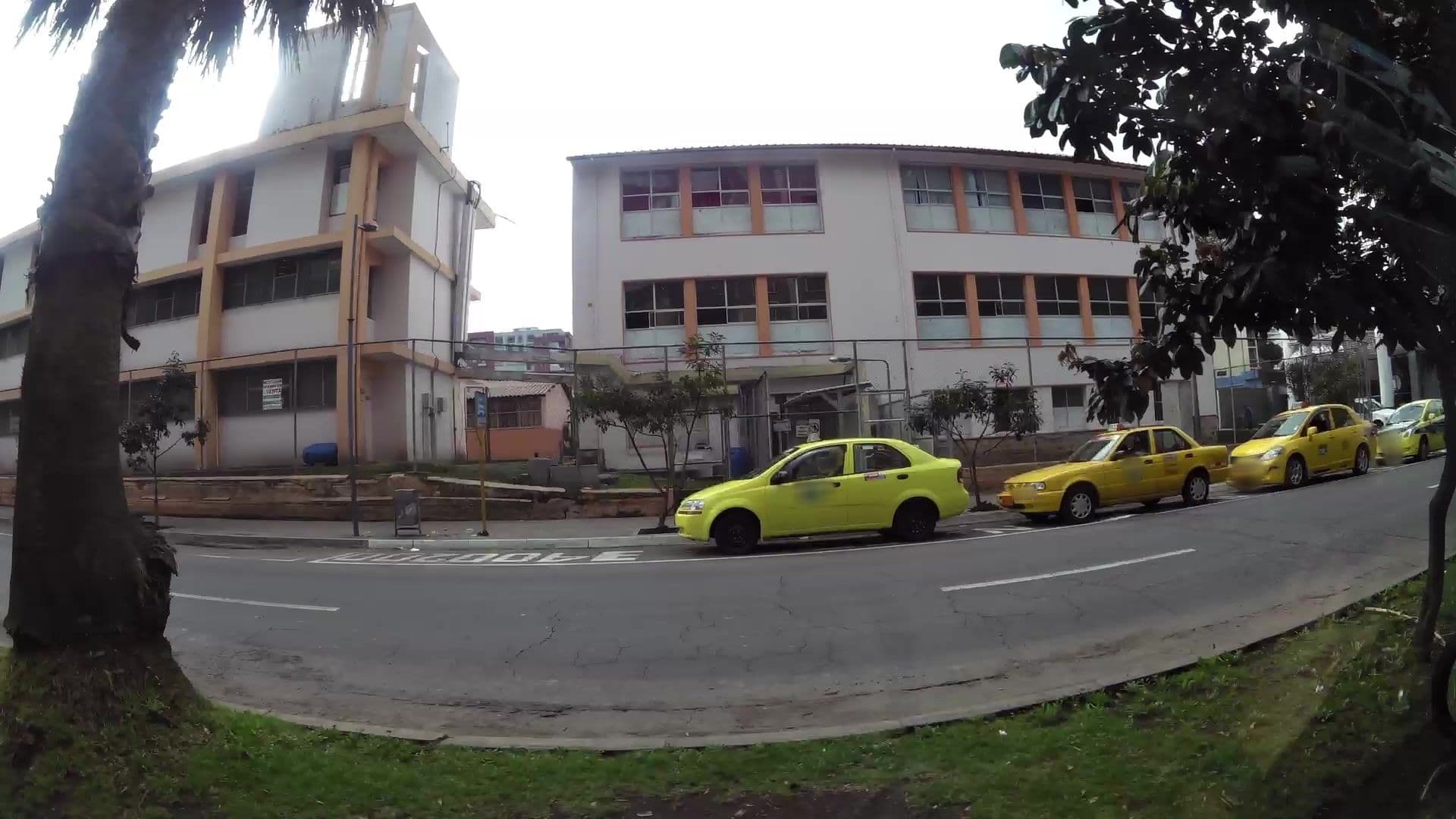 Street view near Dann Carlton Hotel, Quito