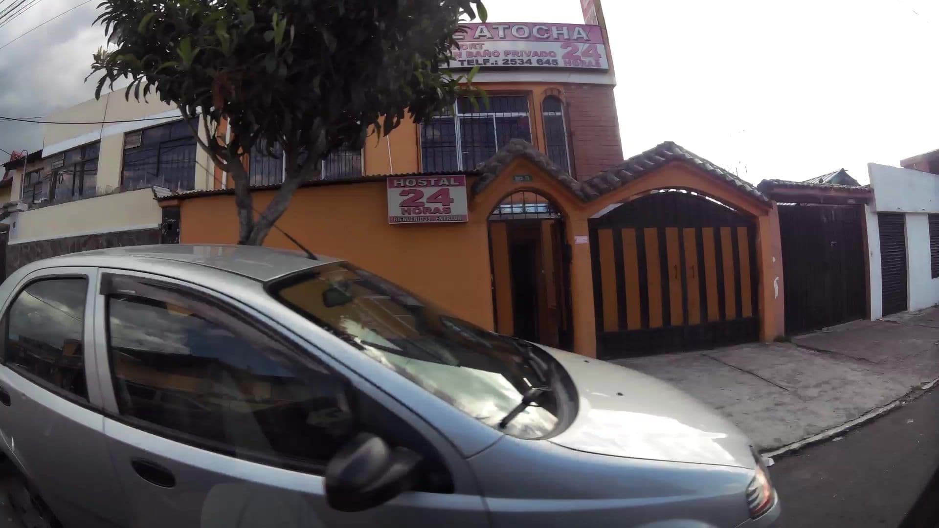Street view near Hostal Atocha, Pomasqui