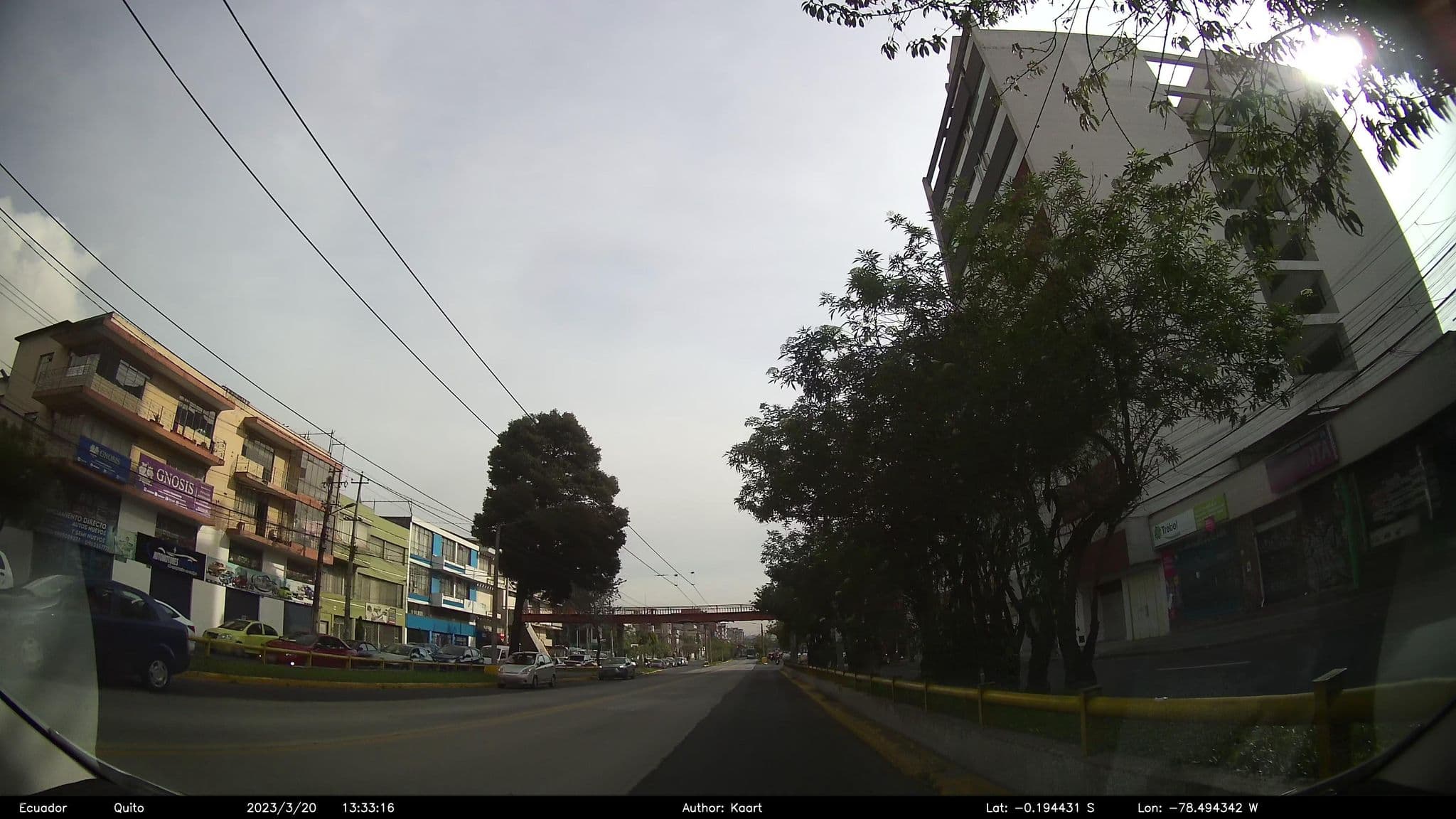 Street view near Hostal Capri, Quito