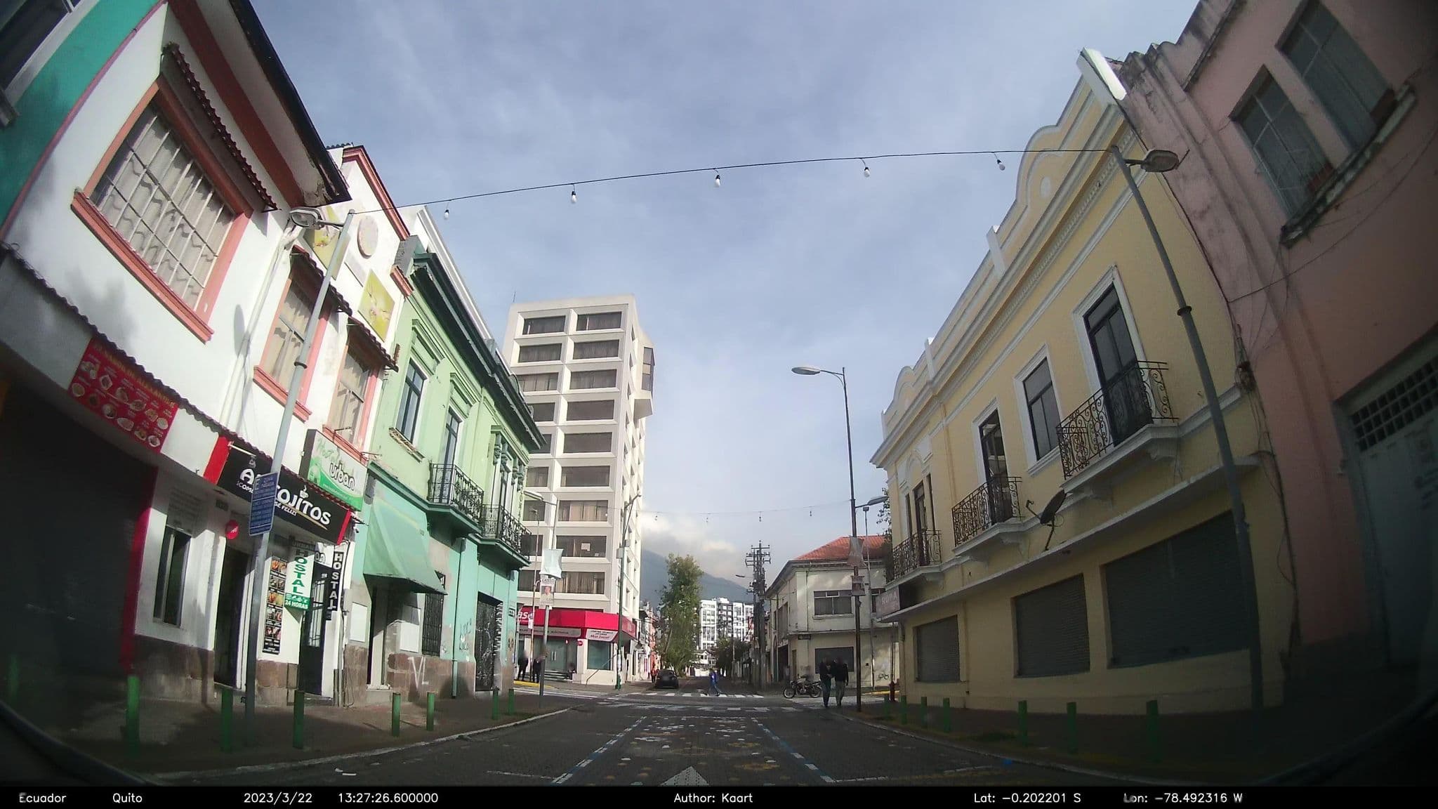 Street view near Hostal Urban, Quito