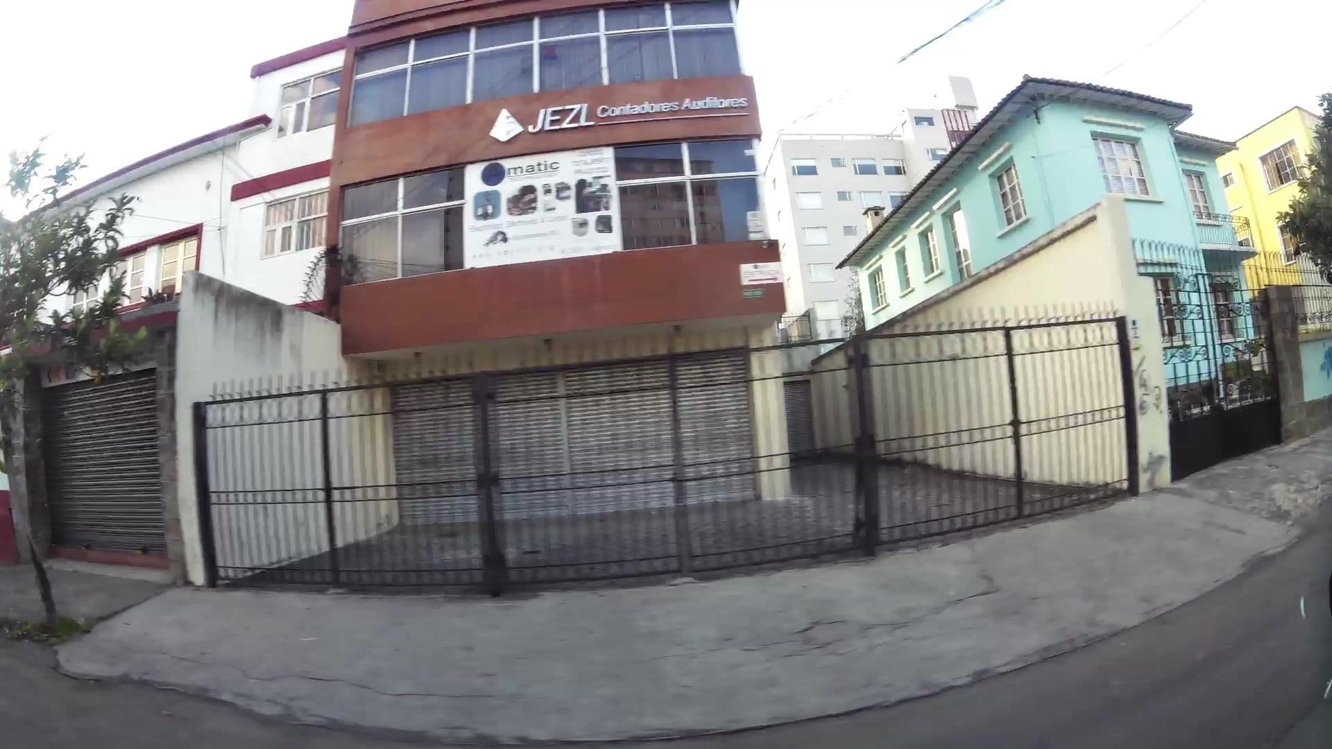 Street view near Hotel Hungaro, Quito