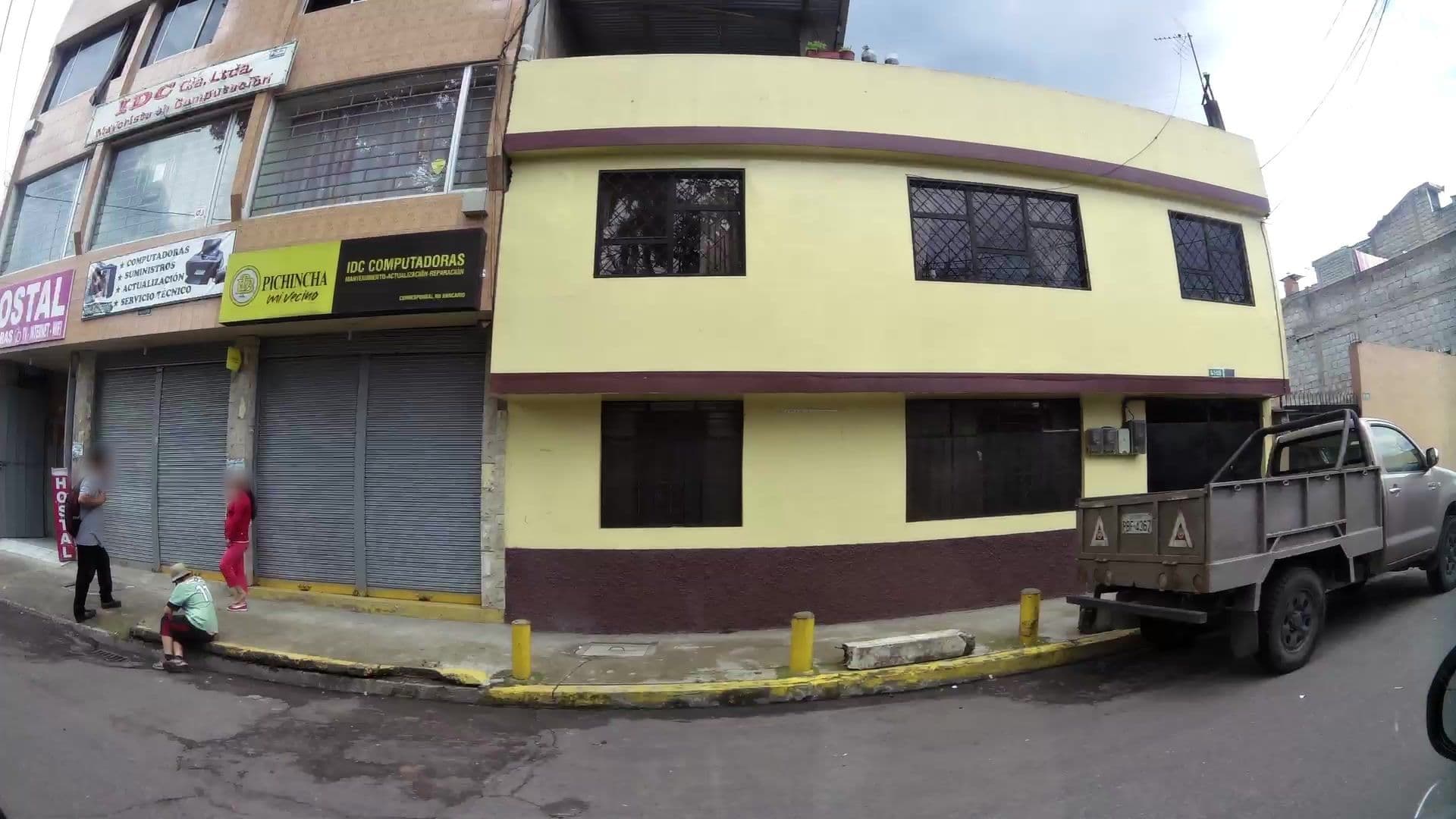 Street view near Hostal, Quito