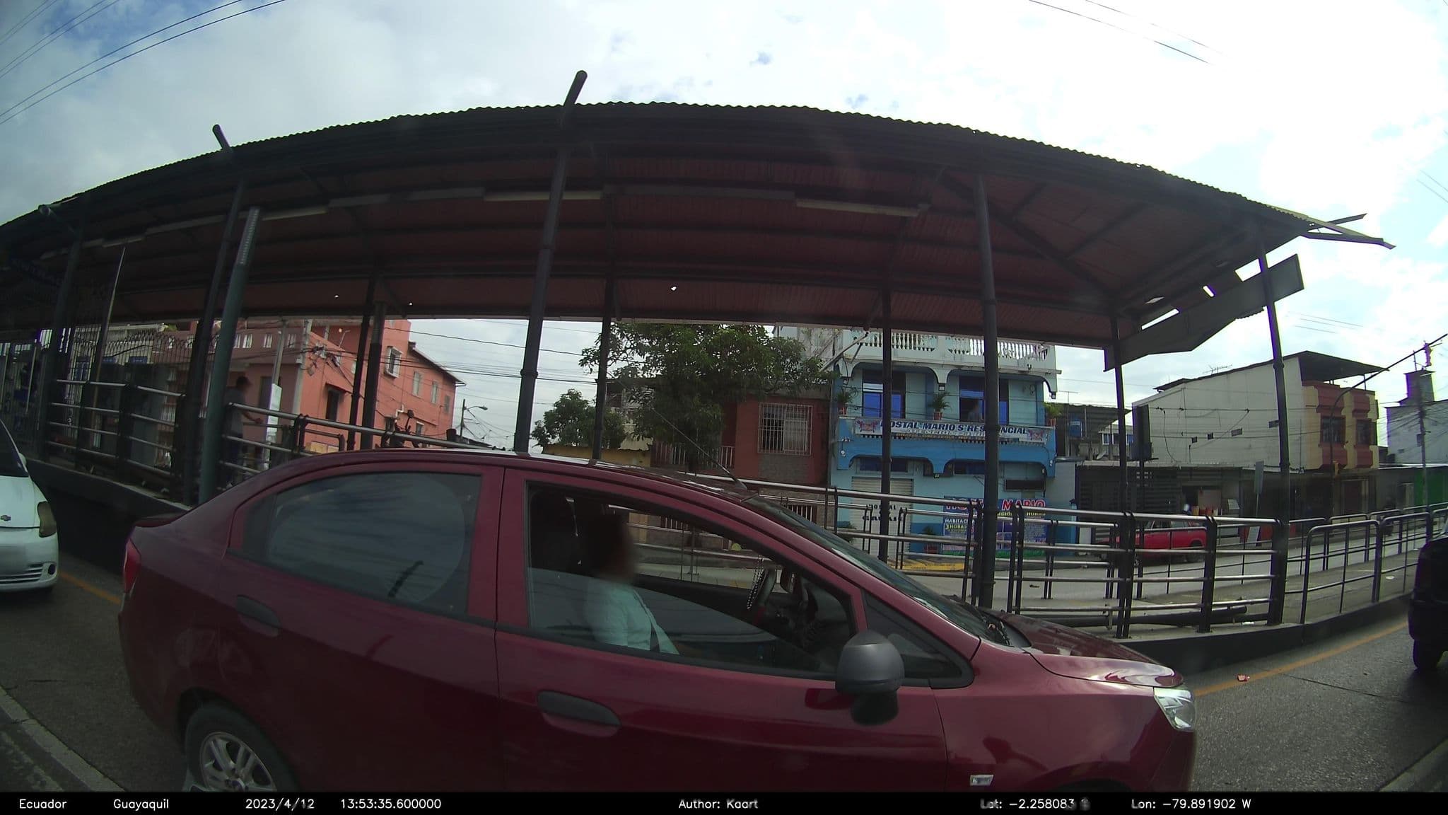 Street view near Mario's Hostal, Guayaquil — © kaart_2 (CC BY-SA · Mapillary)