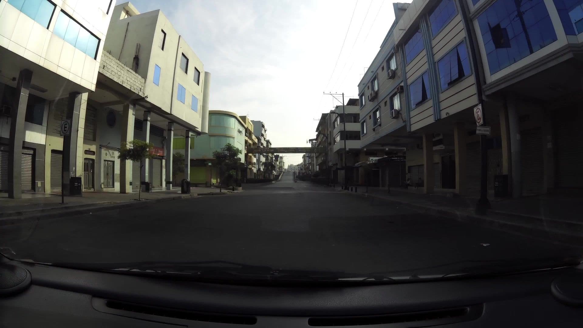 Street view near Hotel El Diamante, Guayaquil