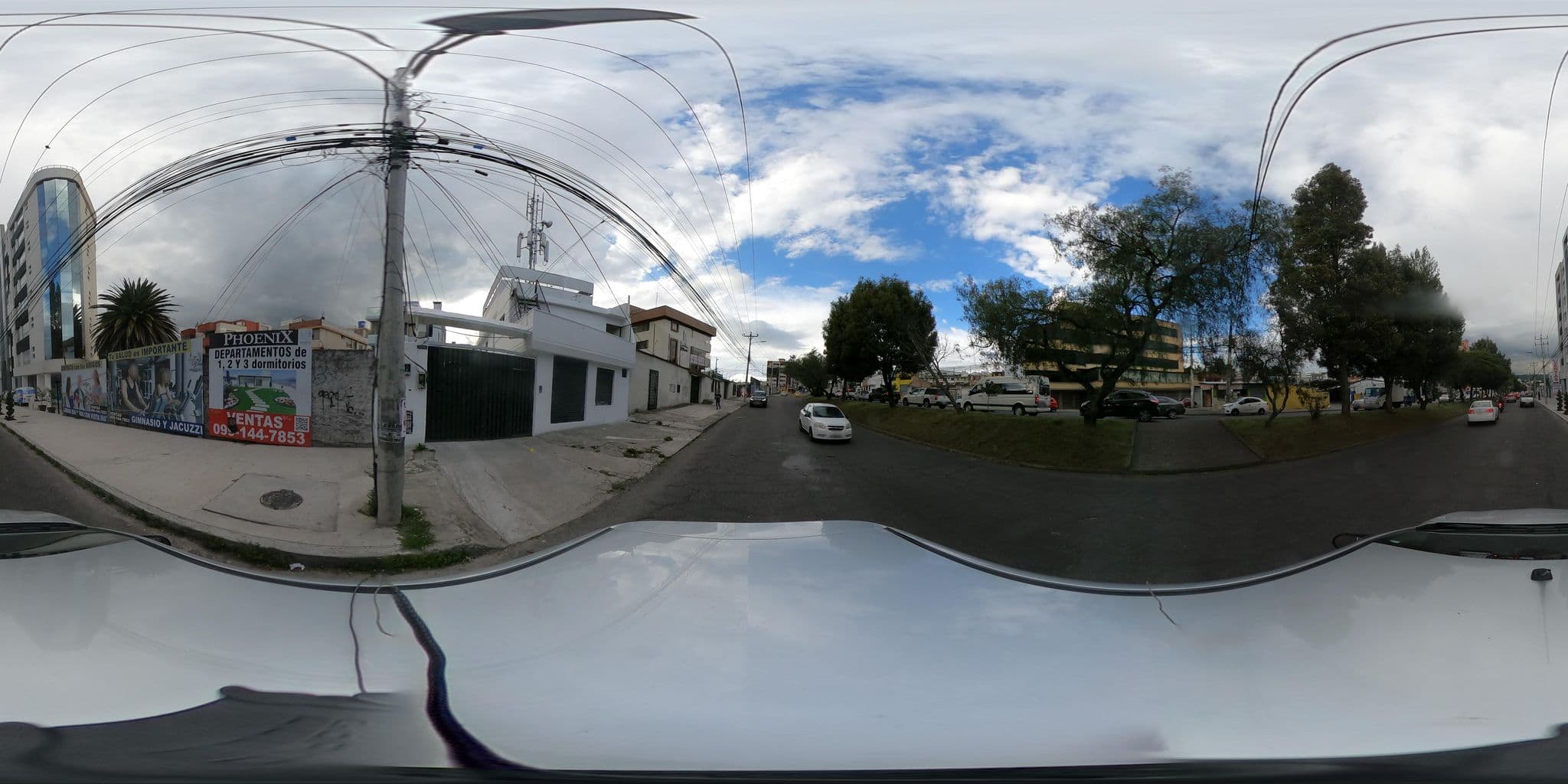 Street view near Parqueadero, Pomasqui