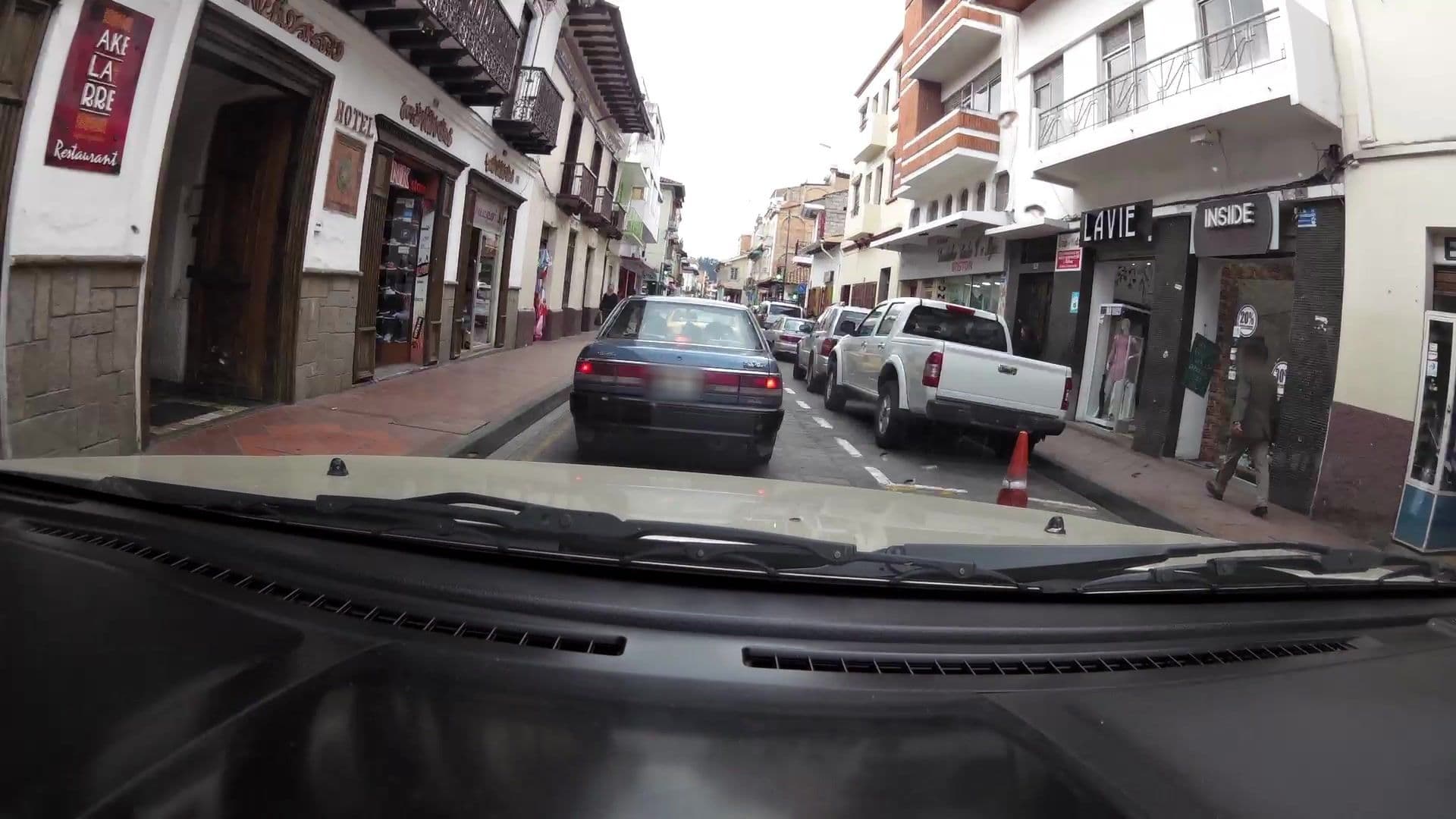 Street view near Hotel Check-Inn, Cuenca