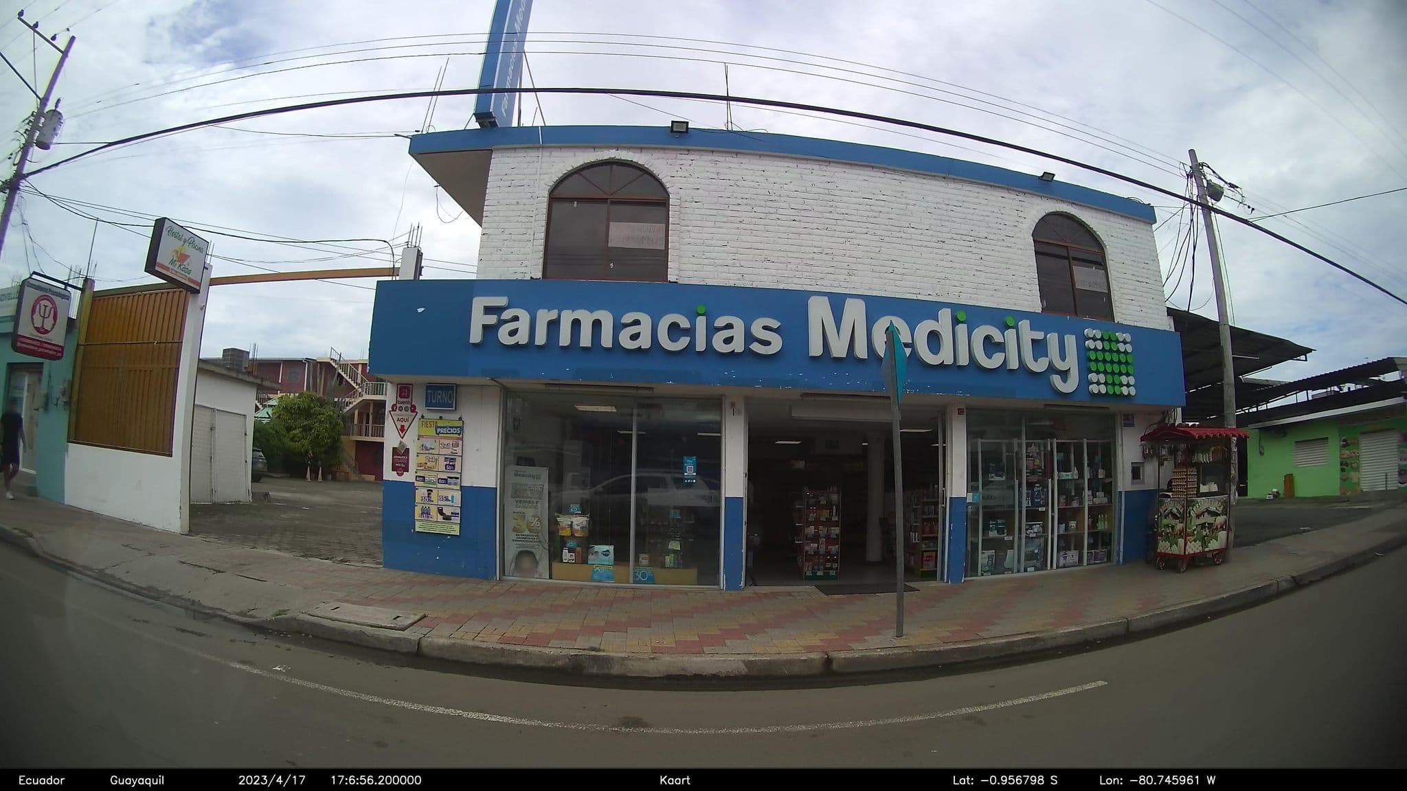 Street view near My Kasa, Manta — © kaart_2 (CC BY-SA · Mapillary)