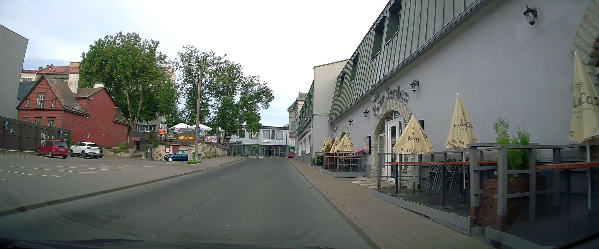 Street view near Hotell Bern, Tallinn — © ESTmapper1001 (CC BY-SA · Mapillary)