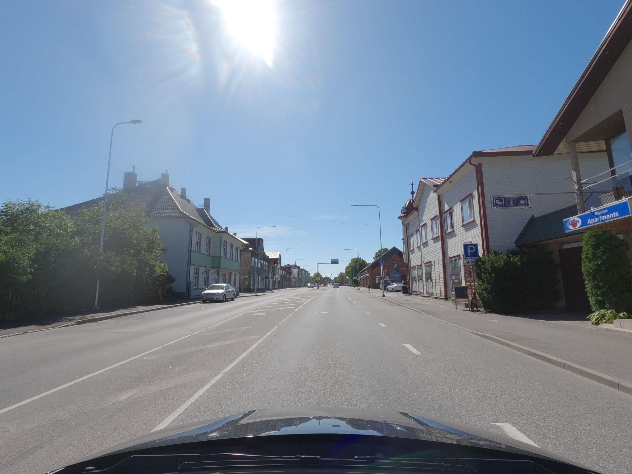 Street view near Elupuu Apartments, Pärnu — © ESTmapper1001 (CC BY-SA · Mapillary)