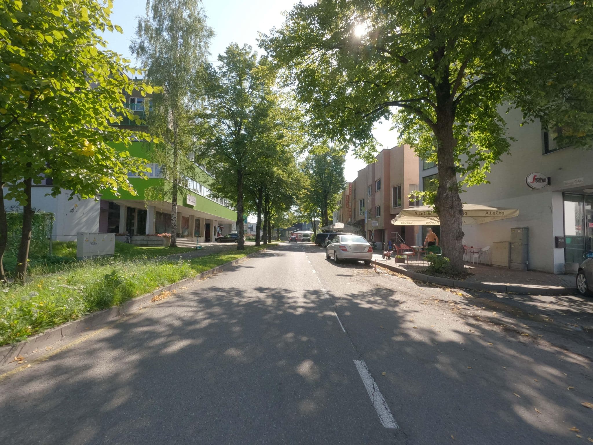Street view near Carolina Hotell, Pärnu — © ESTmapper1001 (CC BY-SA · Mapillary)