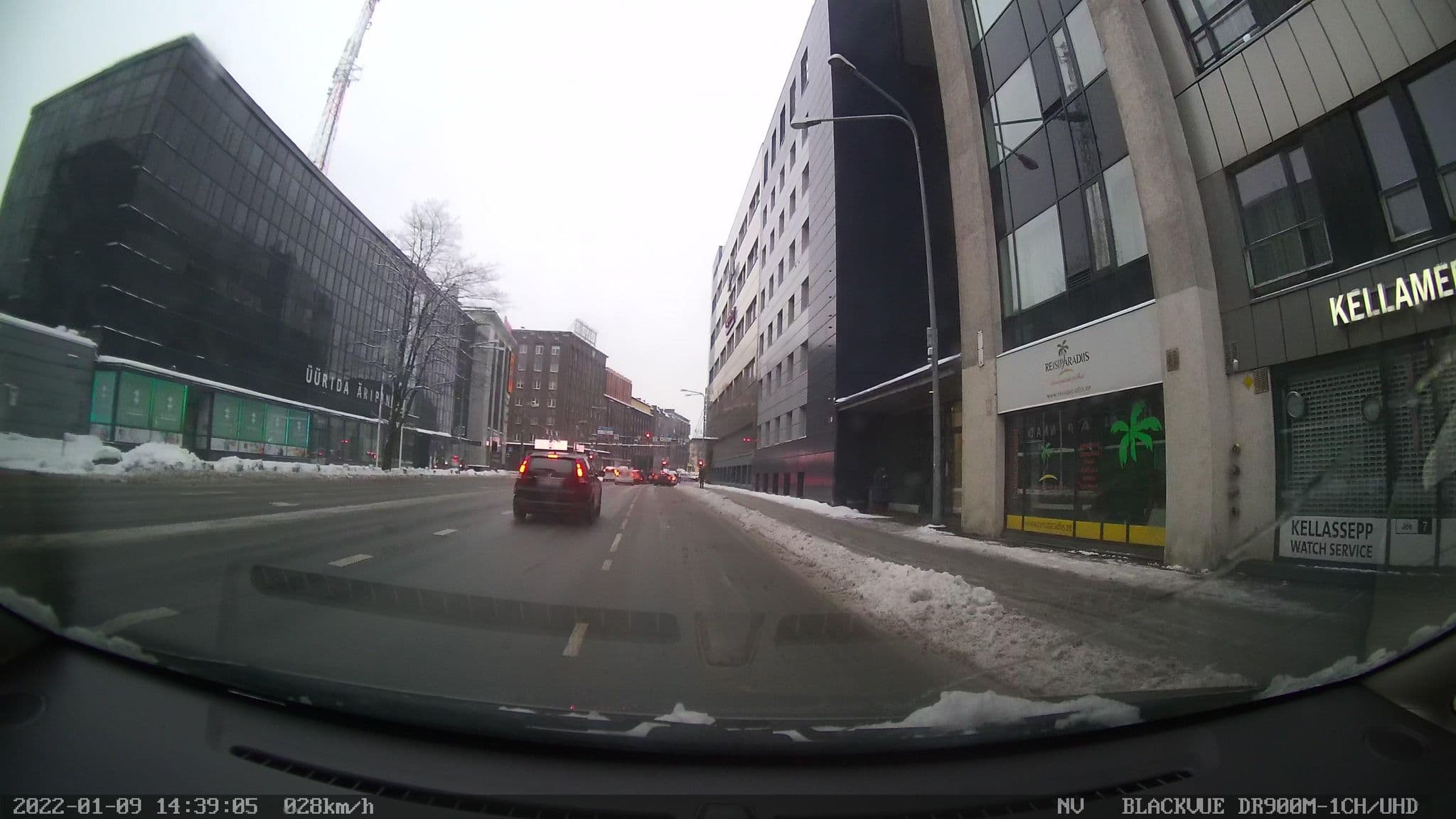 Street view near Jõe apartments, Kesklinn — © jorrarro (CC BY-SA · Mapillary)