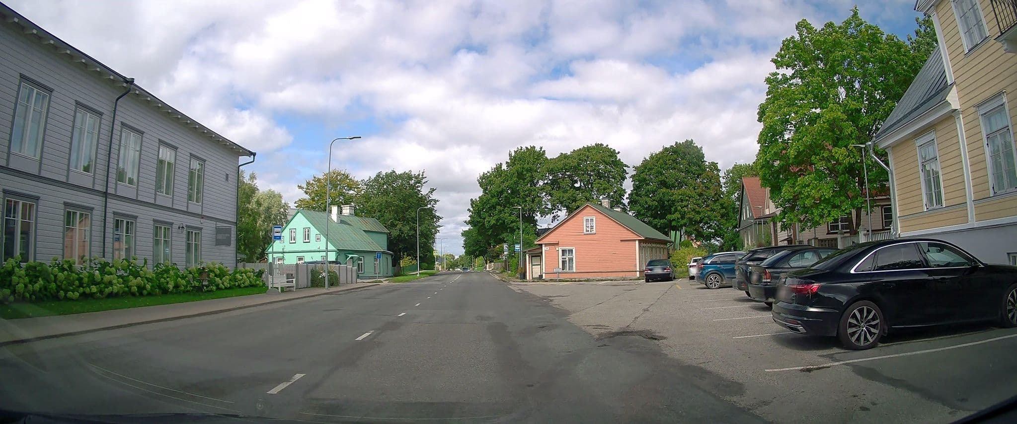 Street view near Old Hapsal Hotel, Haapsalu — © ESTmapper1001 (CC BY-SA · Mapillary)