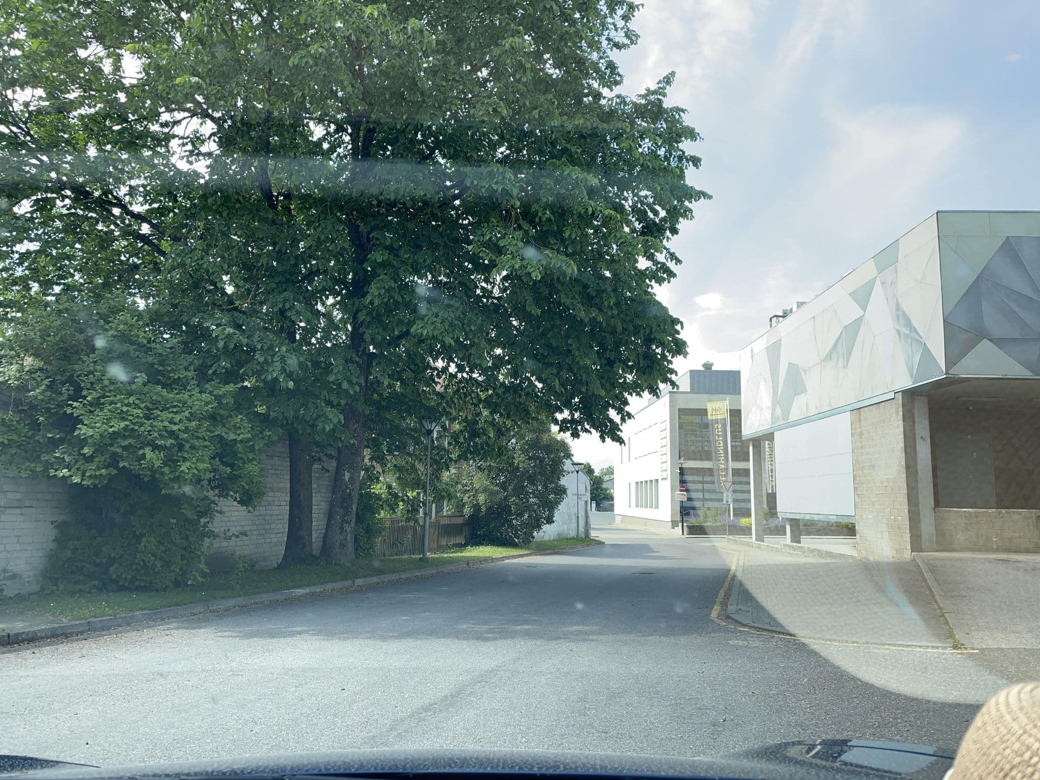 Street view near Silbernagel Apartment, Kuressaare — © kino (CC BY-SA · Mapillary)