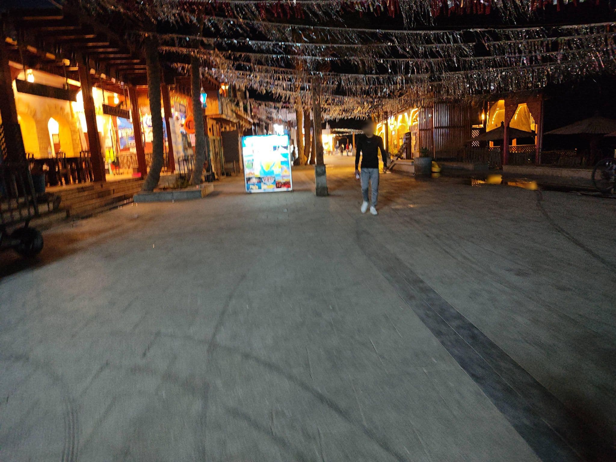 Street view near Nirvana, Dahab — © xIa0che (CC BY-SA · Mapillary)