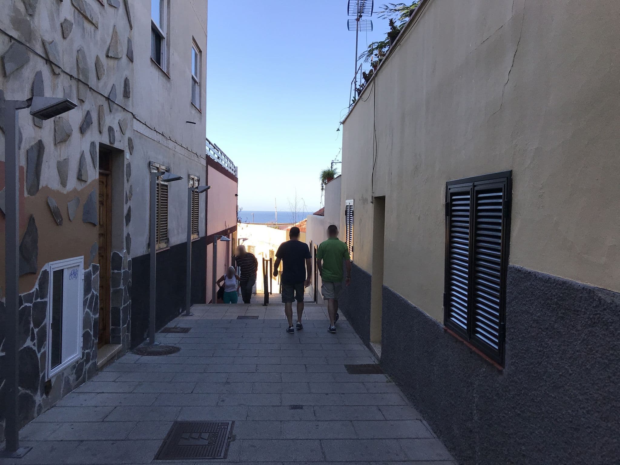 Street view near Pensión Casa Alta, Puerto de la Cruz — © ubahnverleih (CC BY-SA · Mapillary)