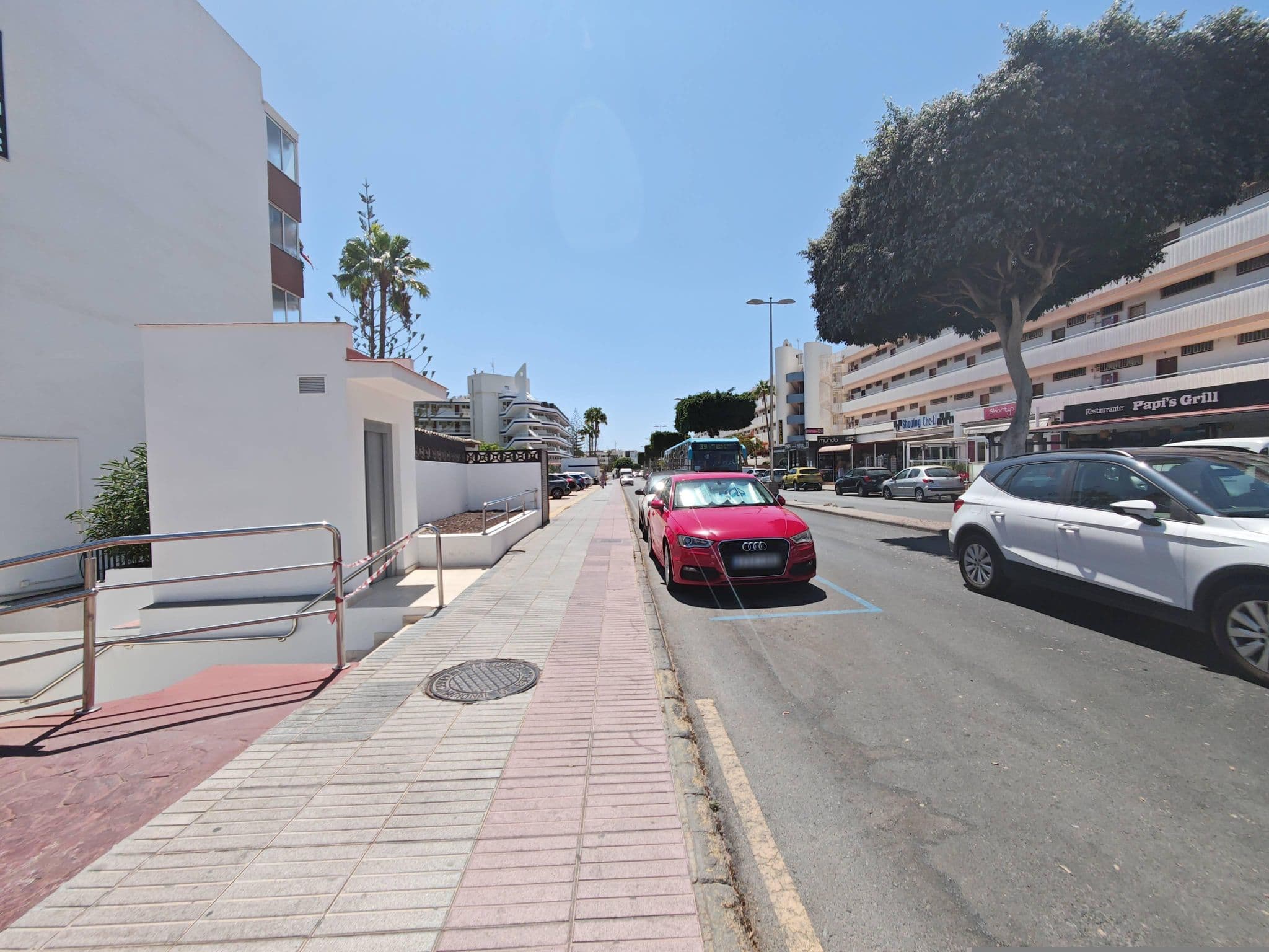 Street view near Tenesor, Playa del Ingles