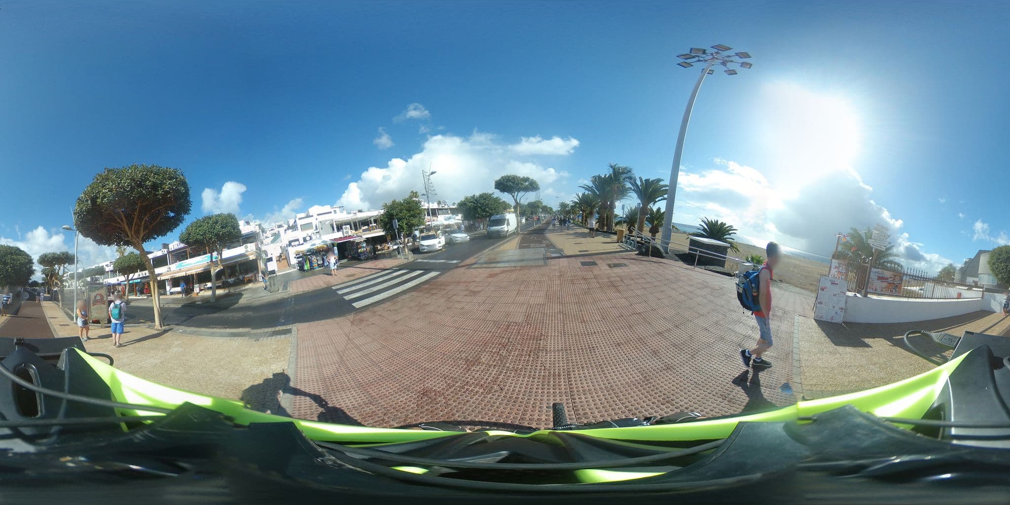 Street view near Caletón Blanco, Puerto del Carmen