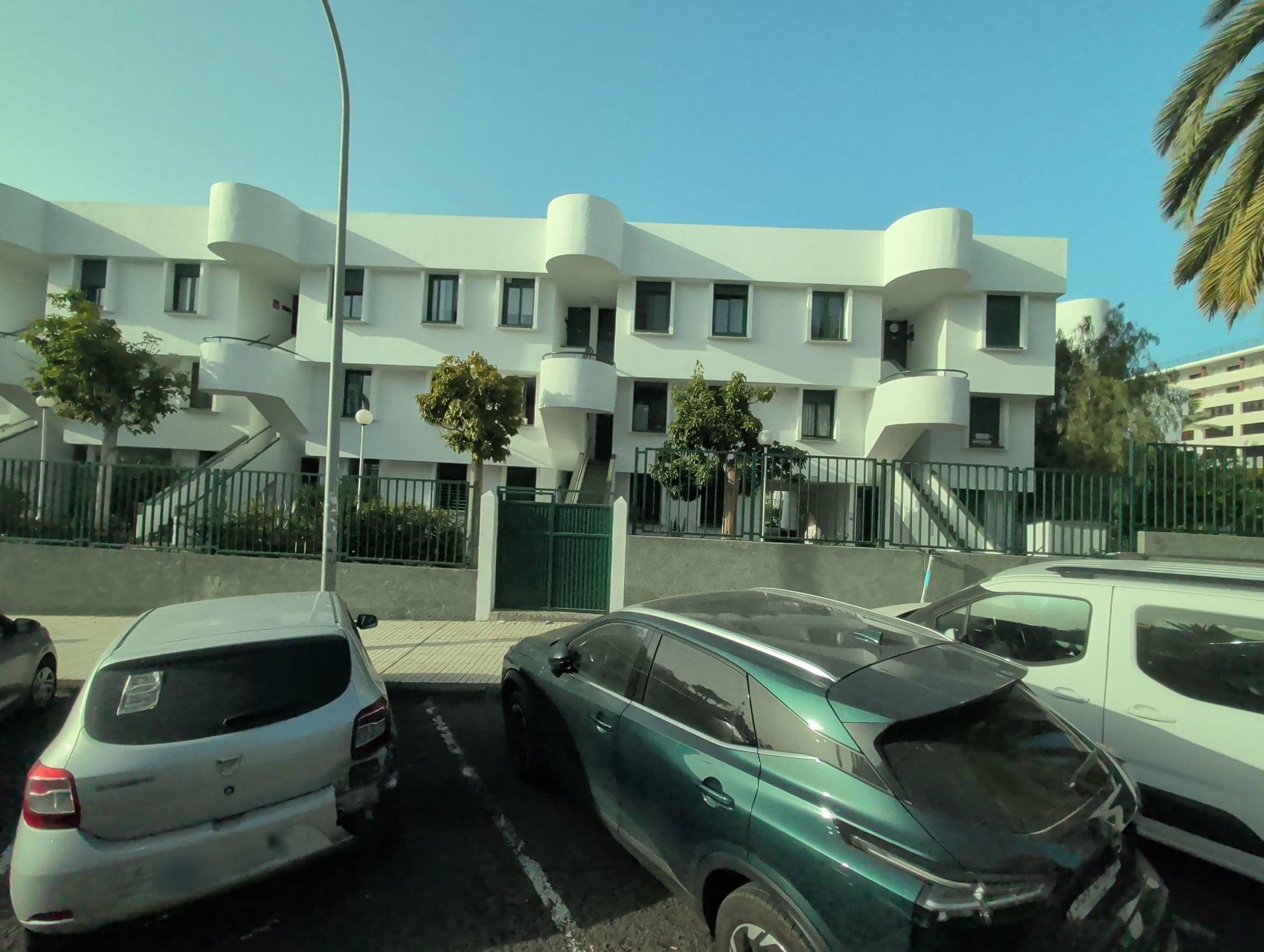 Street view near Optimist, Playa de las Américas