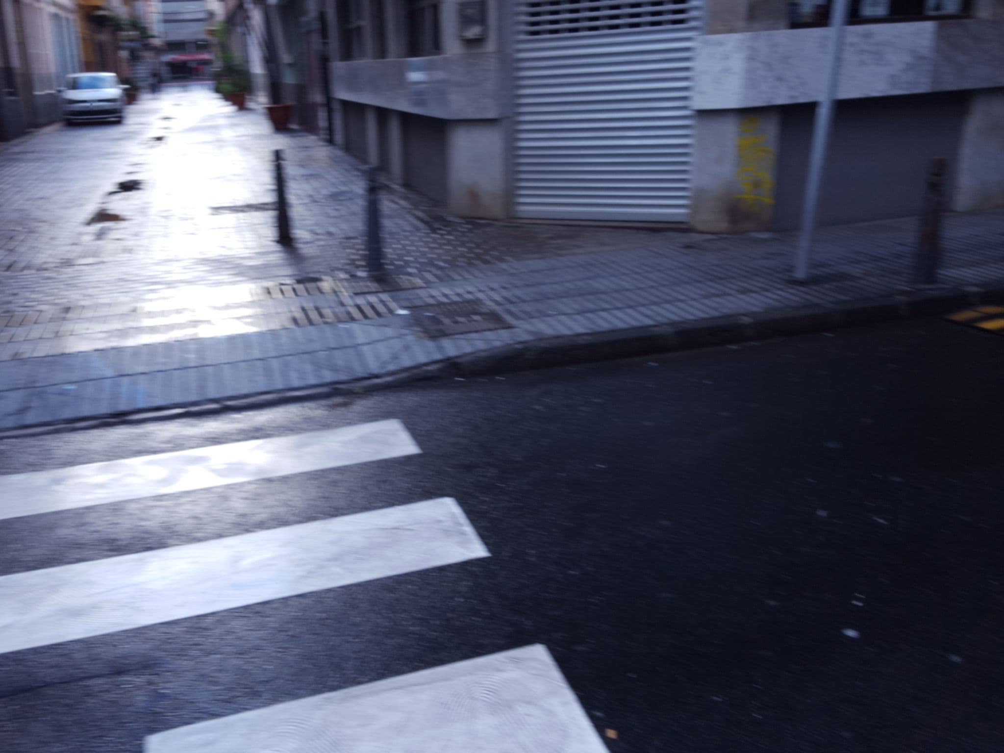 Street view near Hotel Idafe, Centro