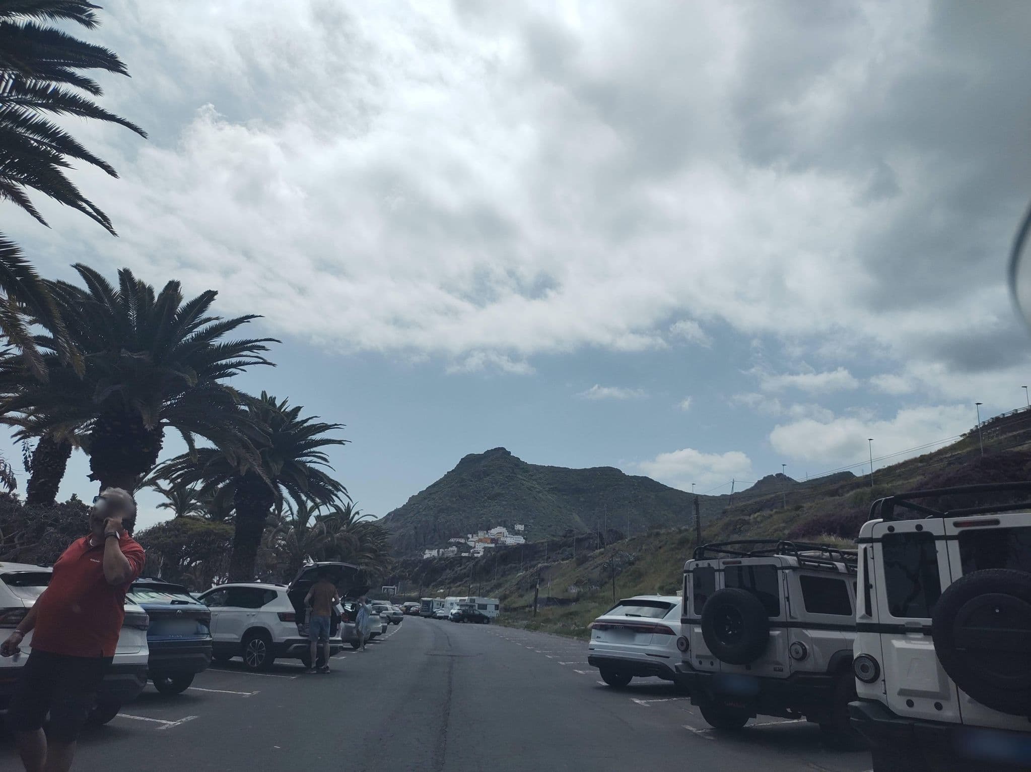 Street view near Parkplatz am Playa las Teressitas, Santa Cruz de Tenerife — © thetornado76 (CC BY-SA · Mapillary)