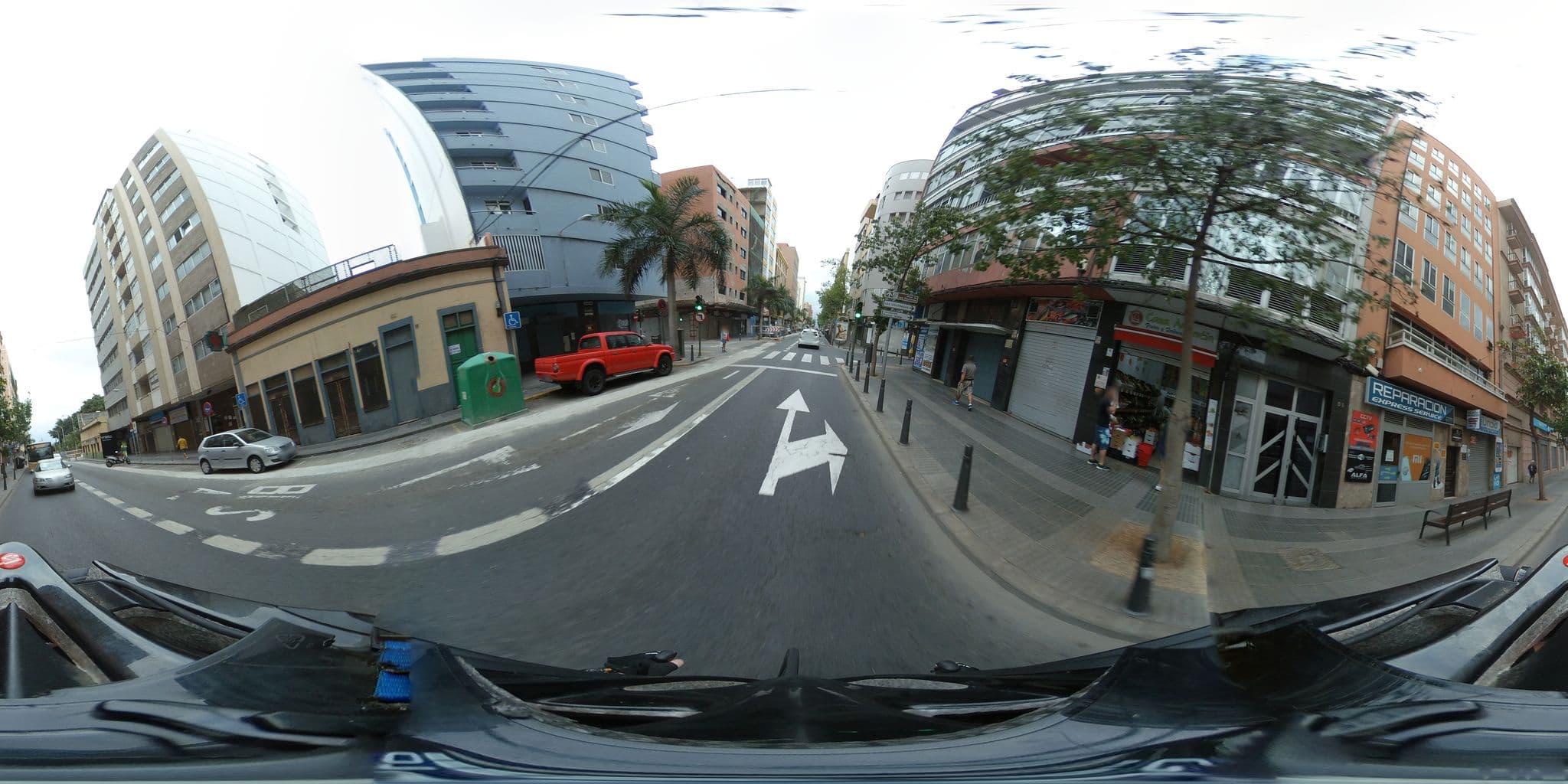 Street view near Hotel Puerto de la Luz by Pierre & Vacances, Centro