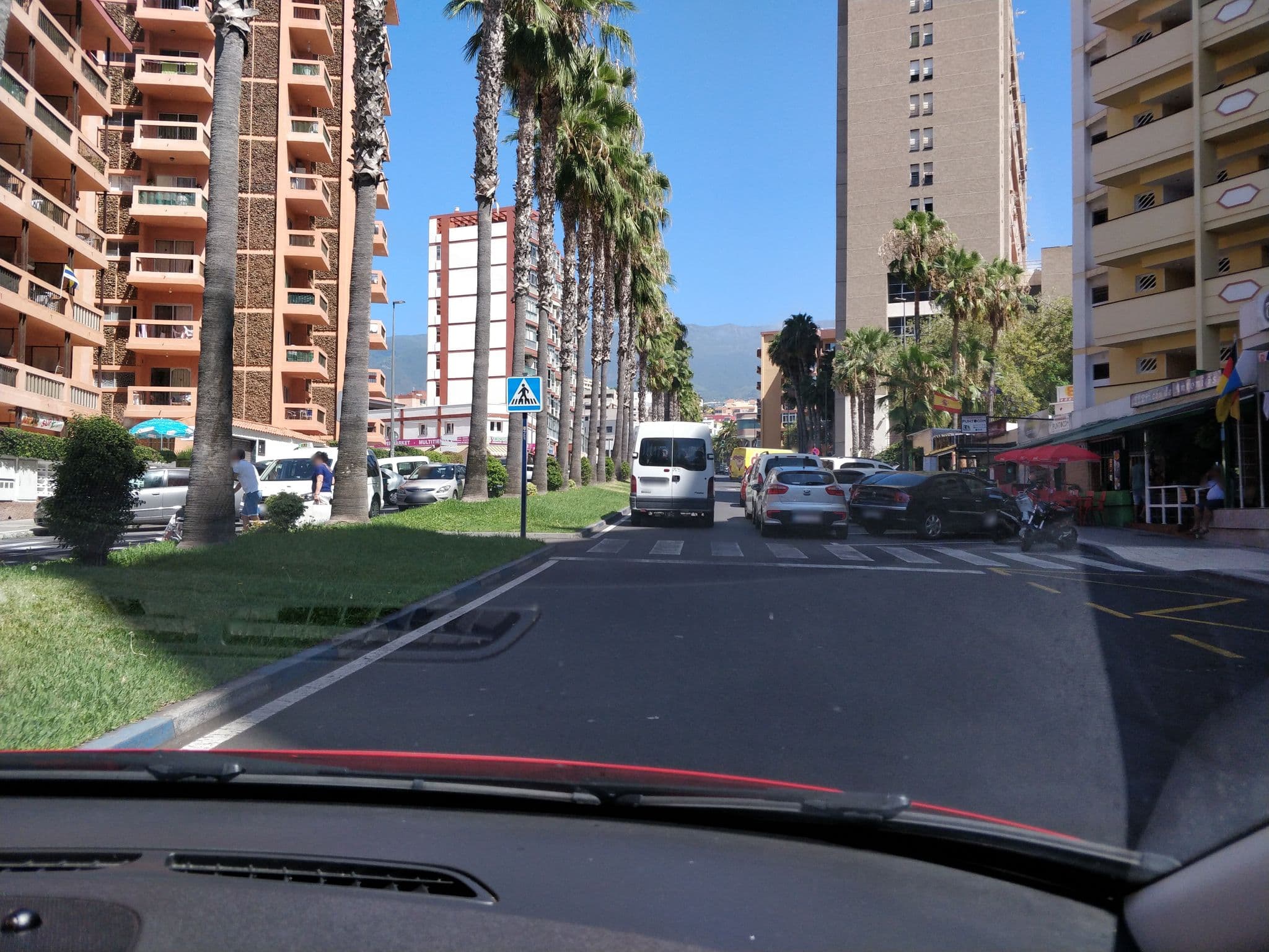 Street view near Teneguia, Puerto de la Cruz — © cronoser (CC BY-SA · Mapillary)