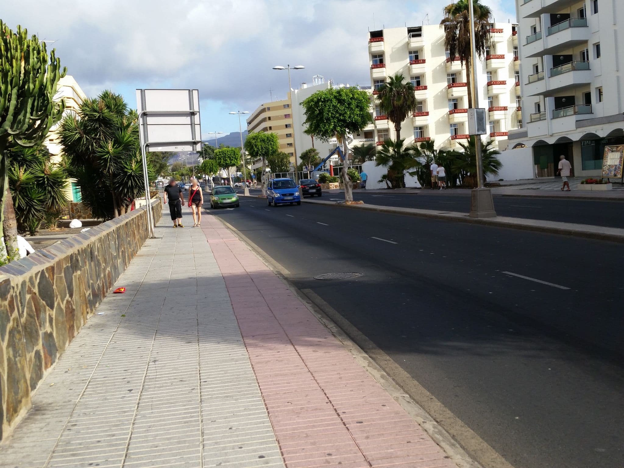 Street view near Hotel Axel Beach Maspalomas, Playa del Ingles — © taxen (CC BY-SA · Mapillary)