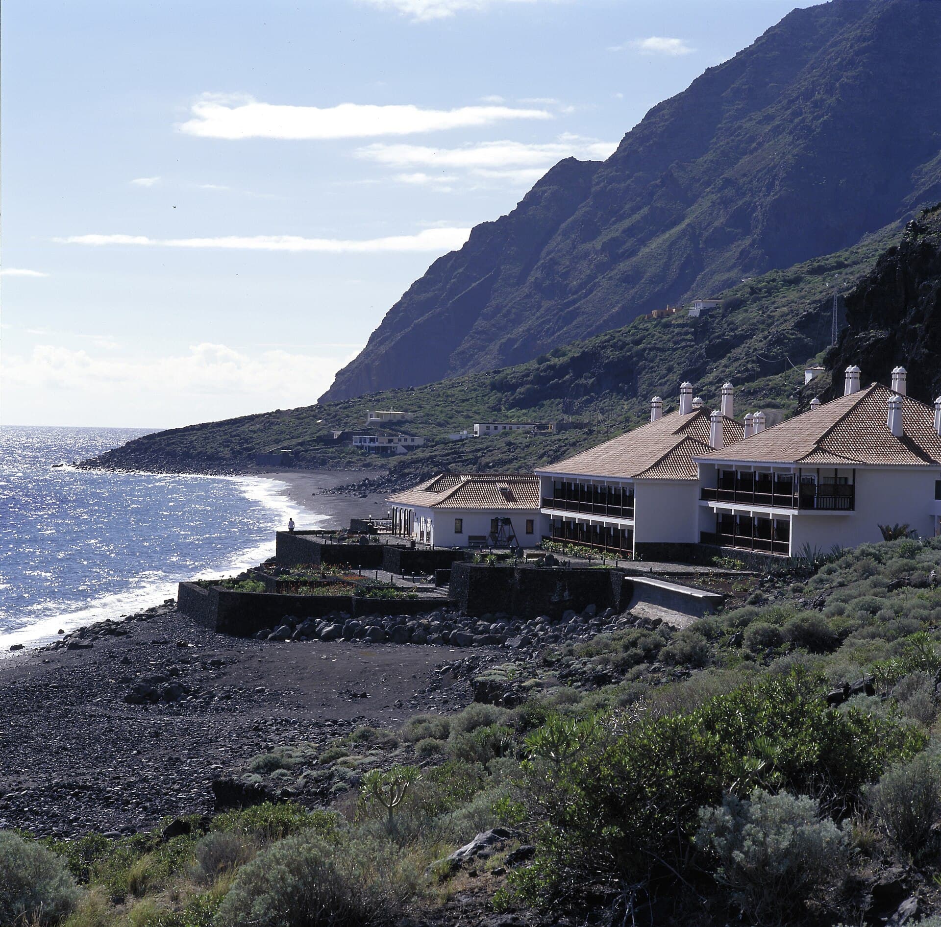 Parador de El Hierro (via Wikimedia Commons, CC BY-SA 4.0)