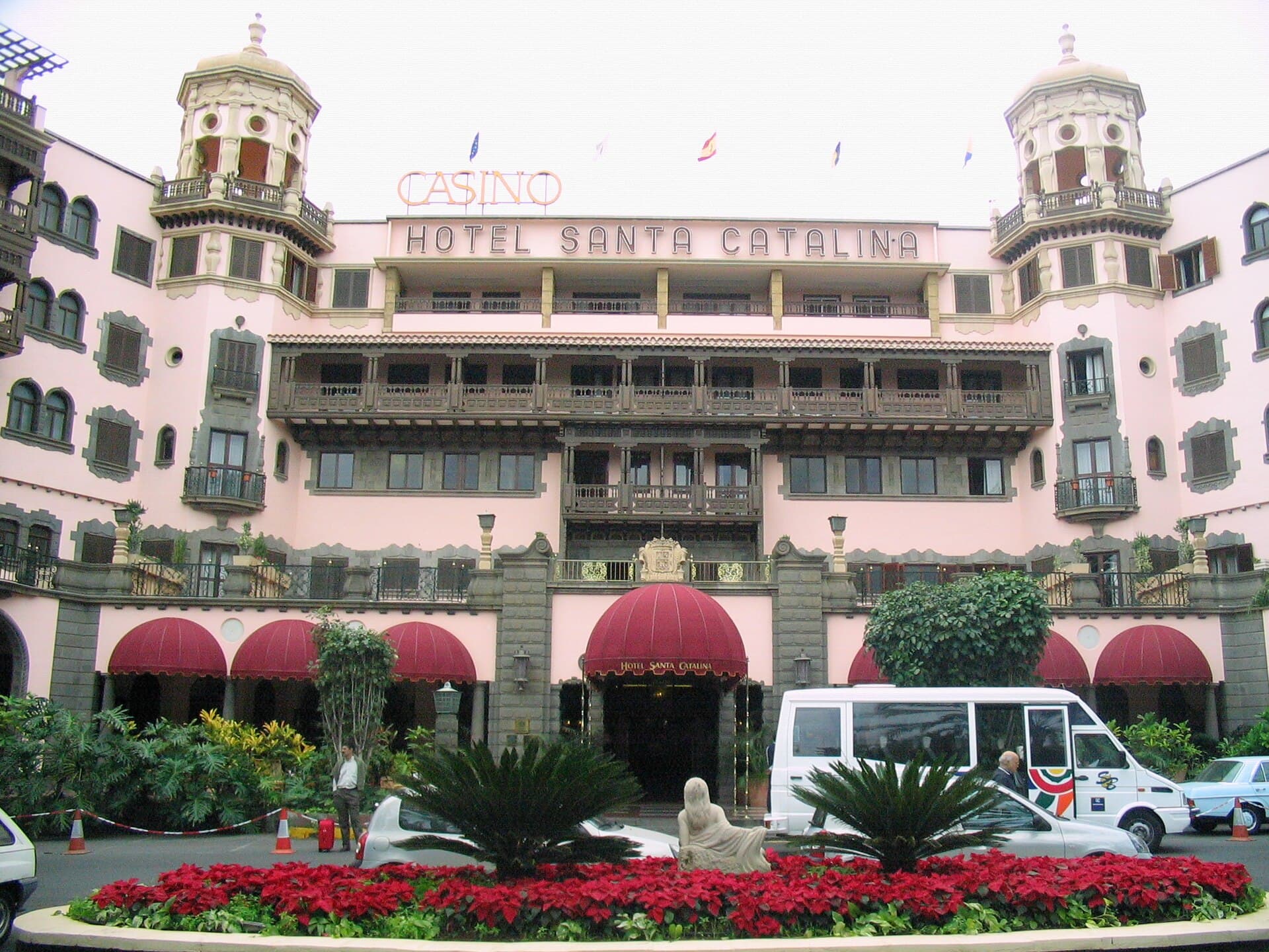 Santa Catalina, a Royal Hideaway Hotel (via Wikimedia Commons, CC BY 2.0)