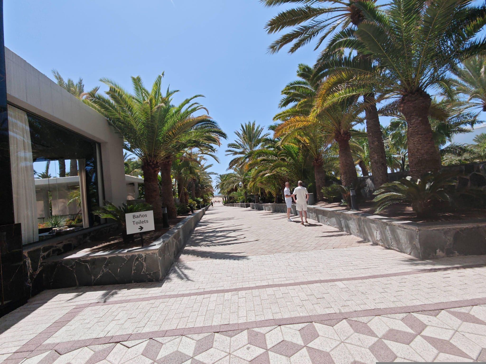 Street view near Hotel Riu Palace Maspalomas, Playa del Ingles