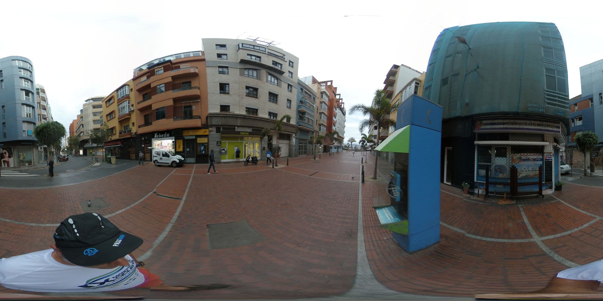 Street view near Apartementos Tinoca, Centro