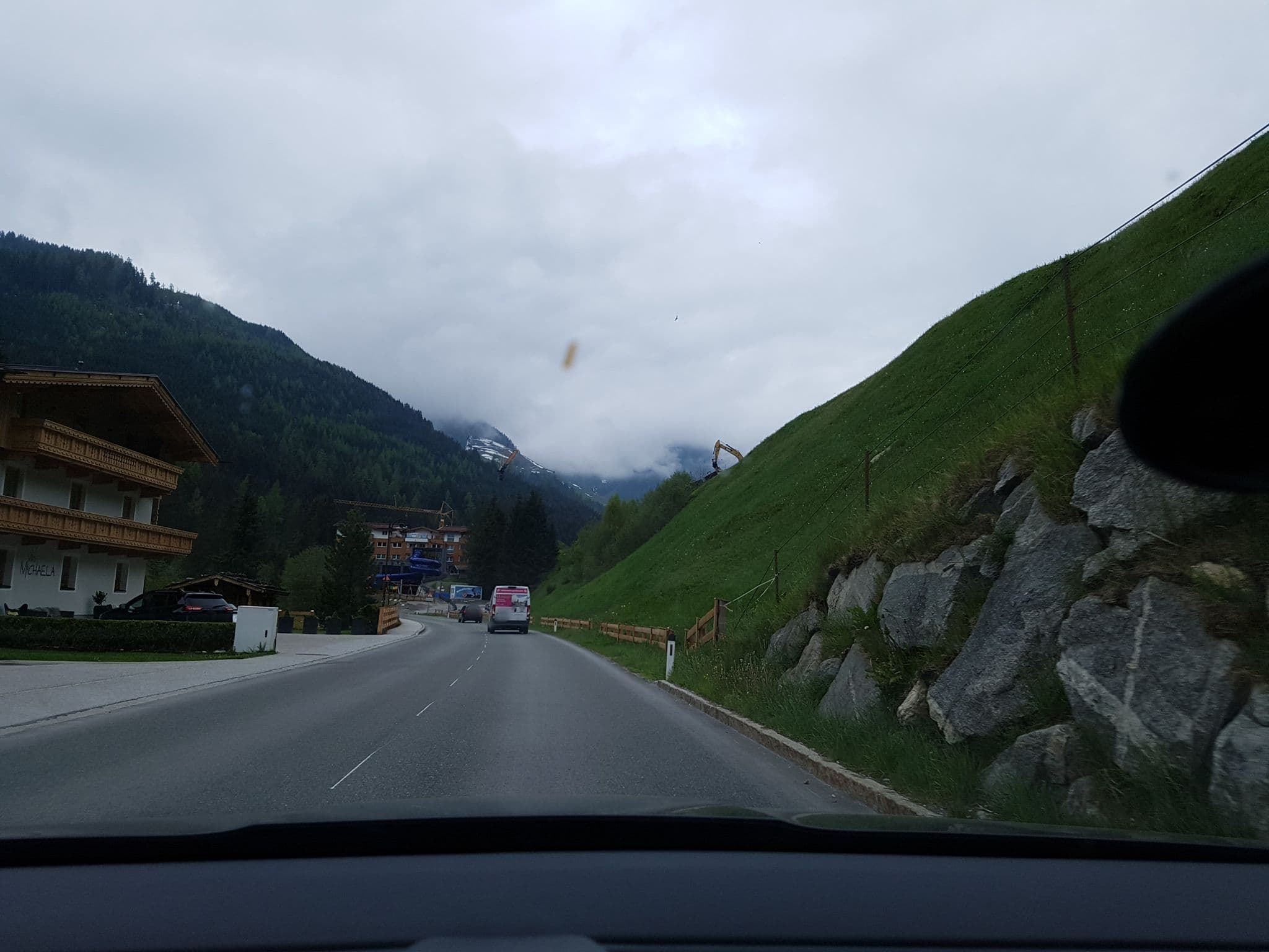 Street view near Villa Michaela, Zell am Ziller — © schermy_at (CC BY-SA · Mapillary)