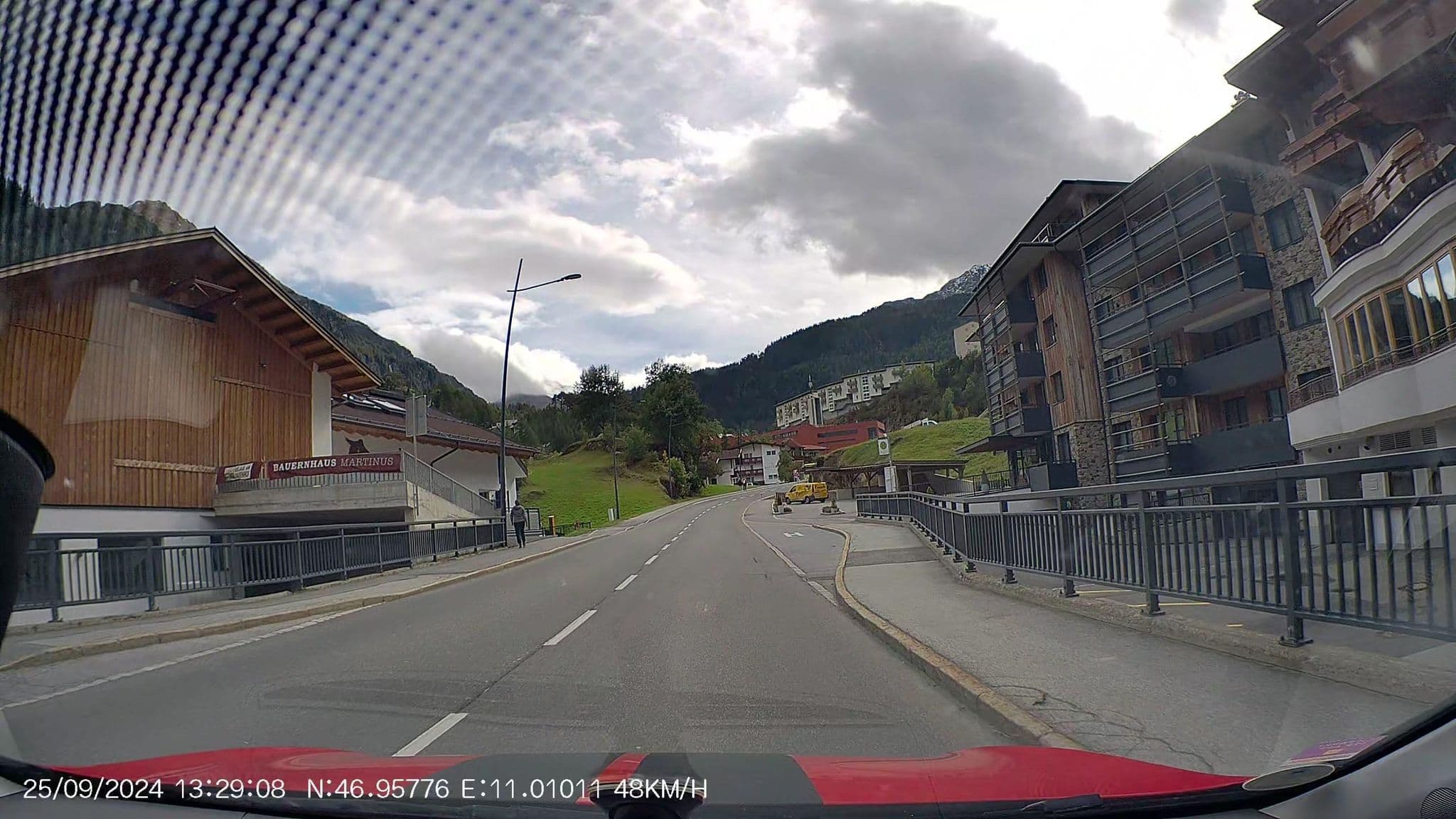 Street view near Bauernhaus Martinus, Sölden