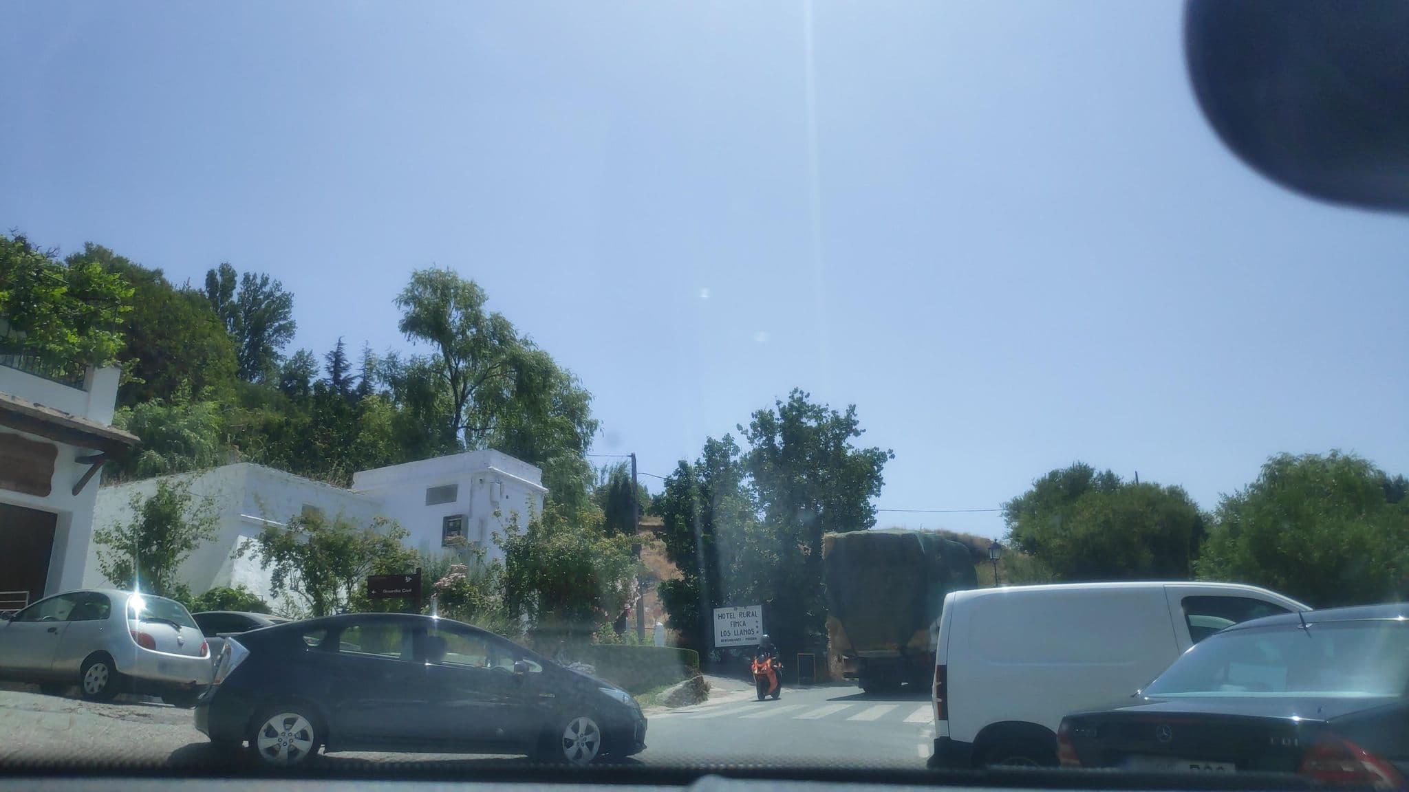 Street view near Finca los Llanos, Órgiva — © juasmita (CC BY-SA · Mapillary)