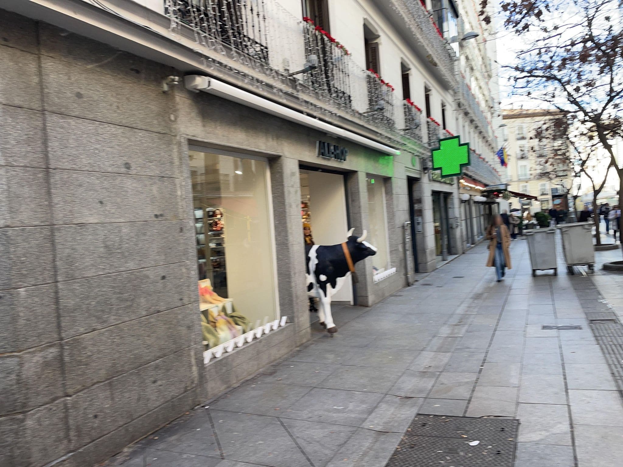 Street view near Hotel Preciados, Madrid Centro