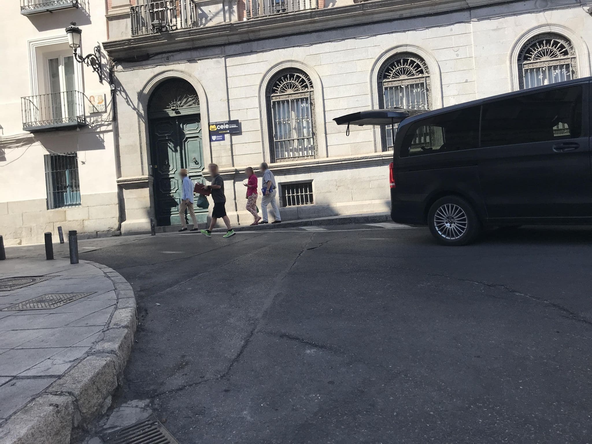 Street view near Palacio San Martín, Madrid Centro