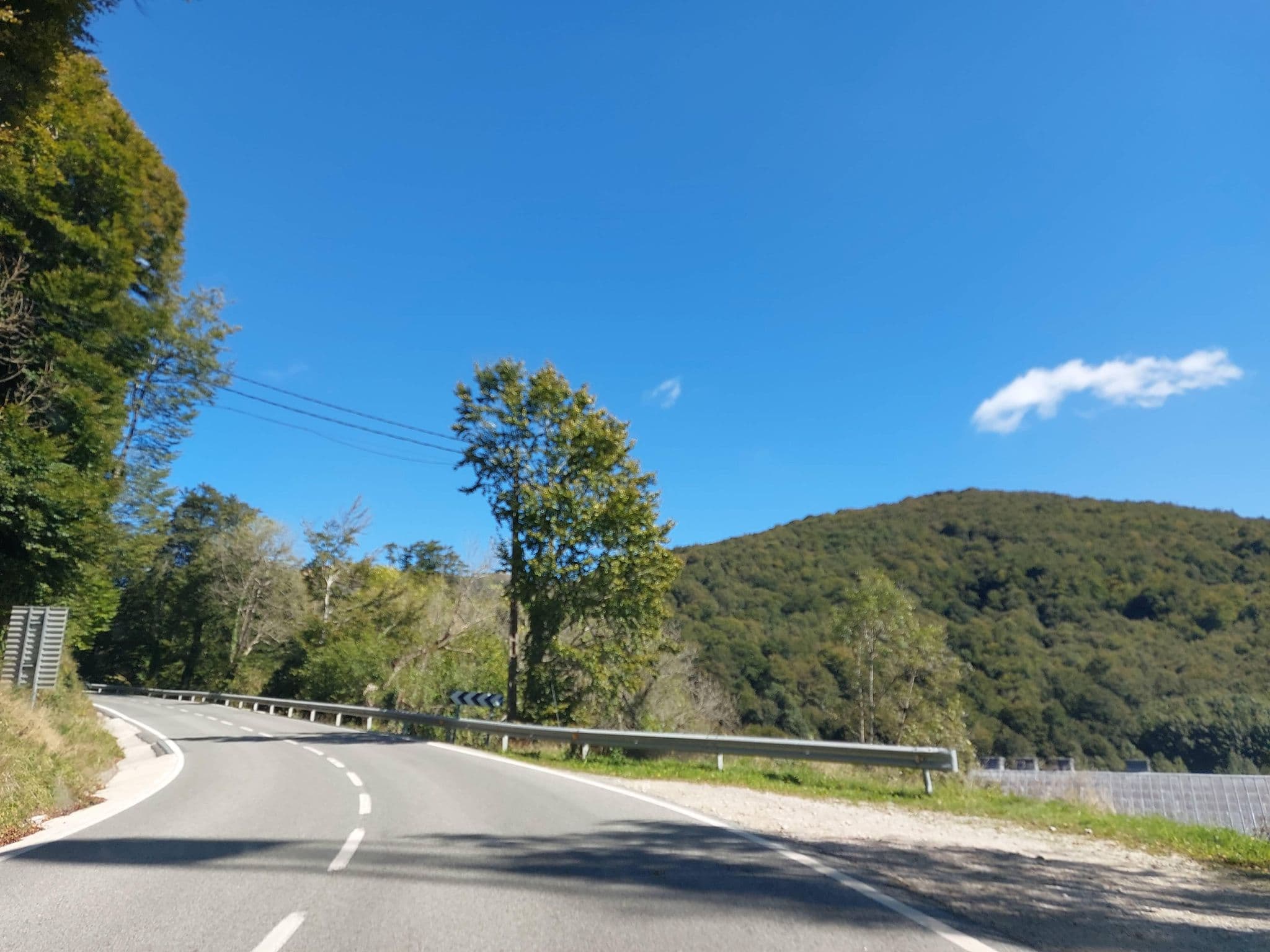Street view near Hotel Roncesvalles, Elizondo — © 5rmft (CC BY-SA · Mapillary)