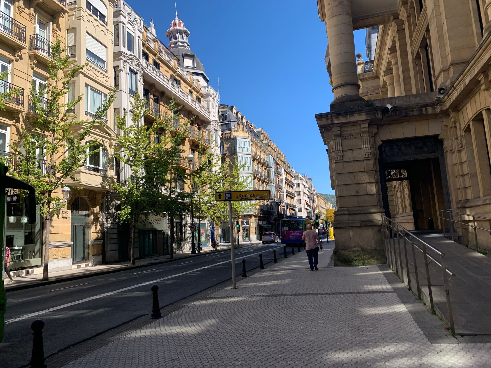 Street view near Hotel Sercotel Europa, Donostia / San Sebastián