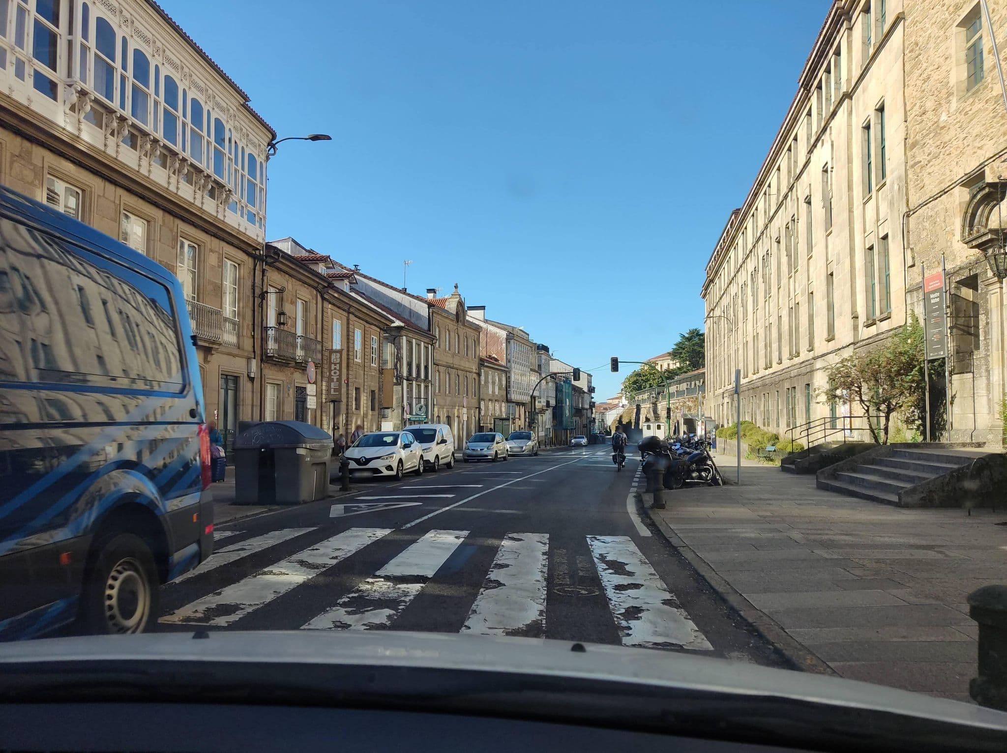 Street view near A Tafona do Peregrino, Santiago de Compostela
