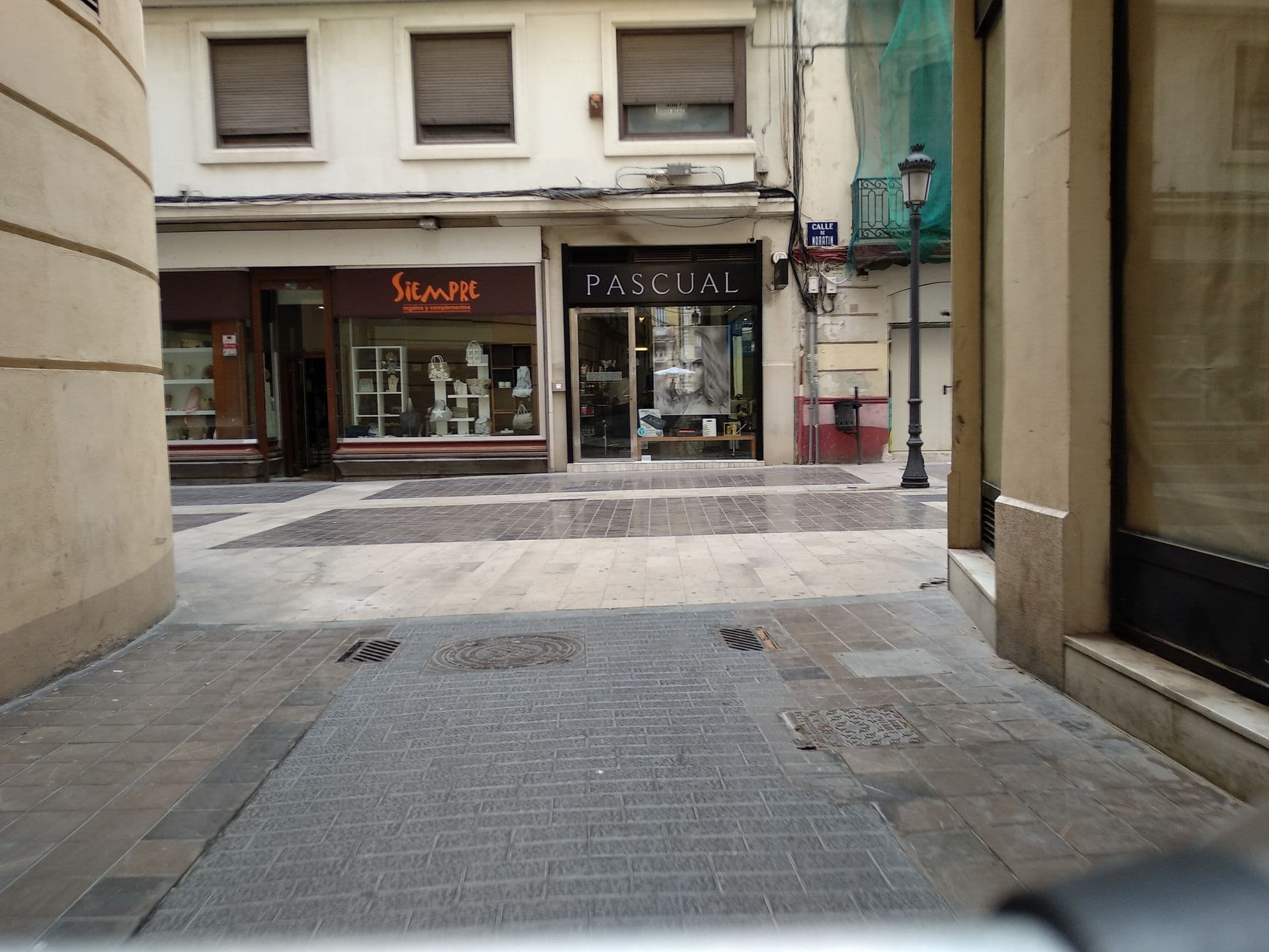 Street view near Catalonia Excelsior, Valencia