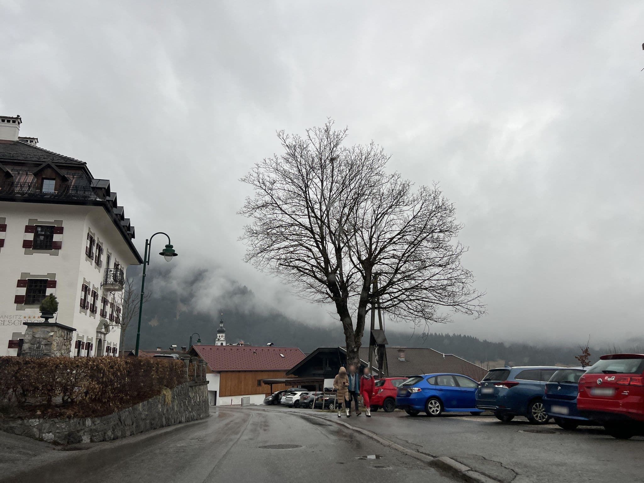 Street view near Felsenheim, Lermoos — © ottor (CC BY-SA · Mapillary)